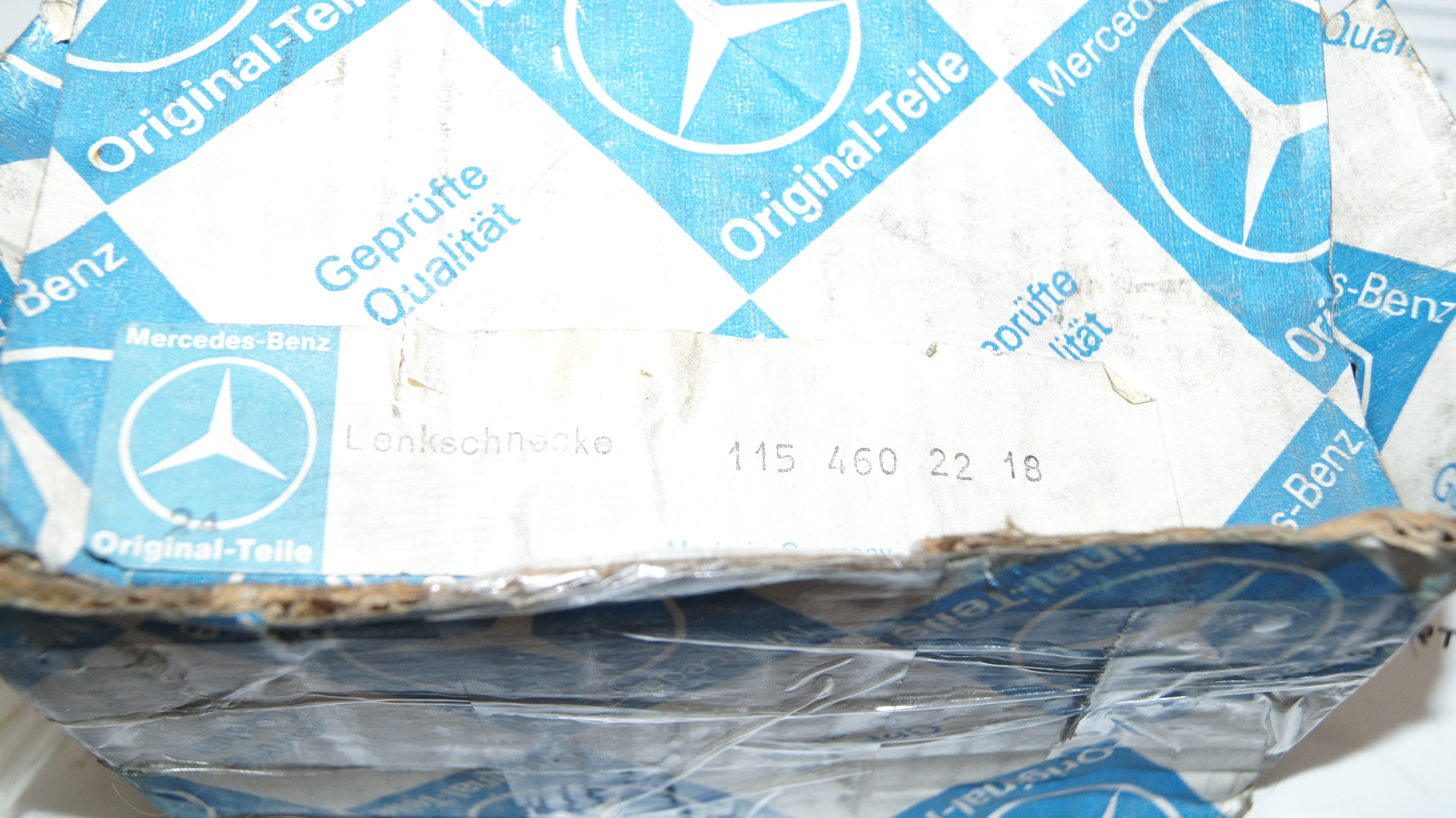 W114 W115 steering nut Genuine Mercedes Part W114 W115 steering nut Genuine Mercedes Part