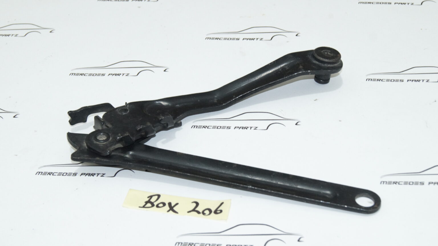 A1238800977 W123 hood left support hinge mercedespartz