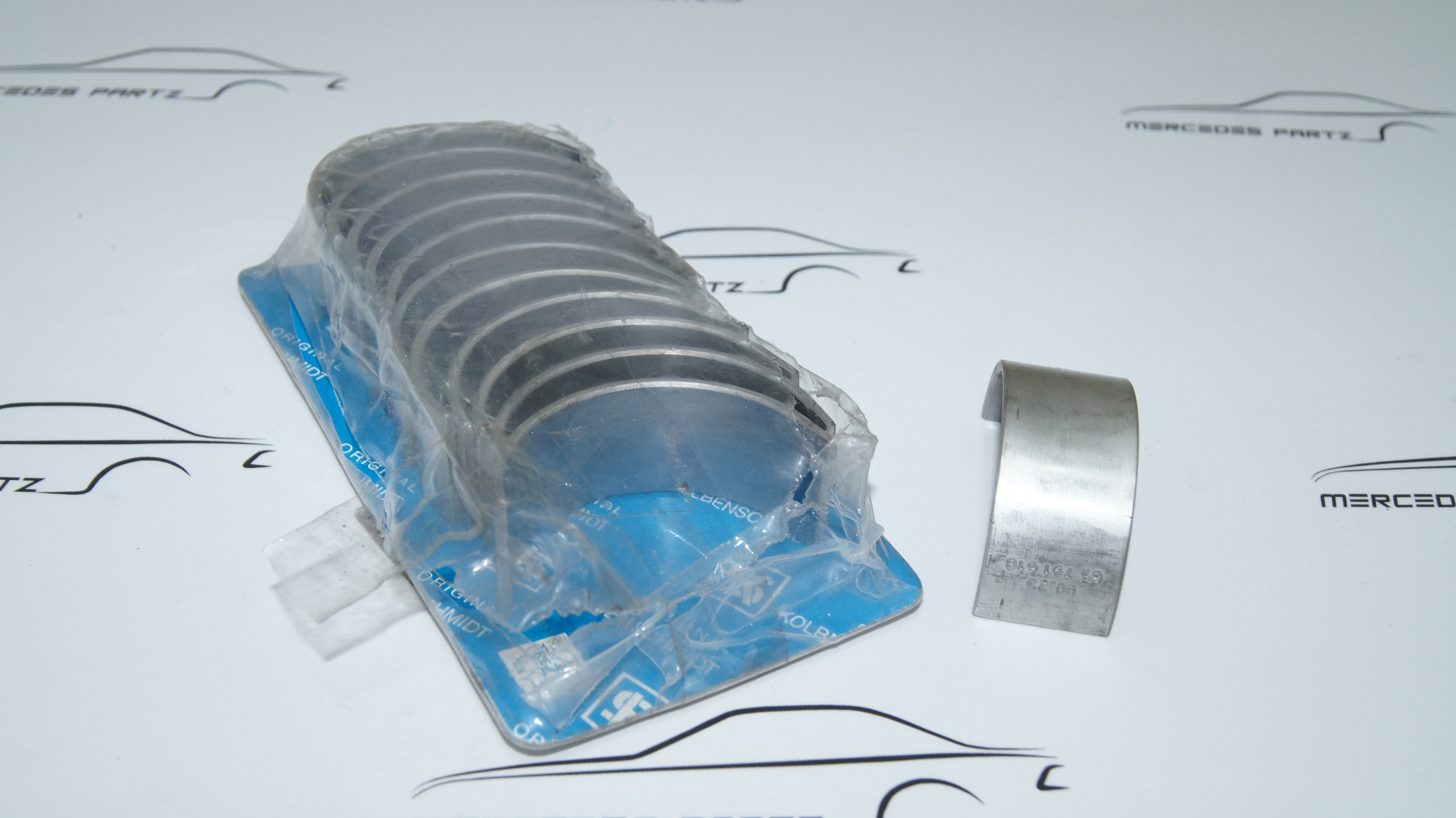 M110 connecting rod bearing 0.25mm Kolbenschmidt M110 connecting rod bearing 0.25mm Kolbenschmidt