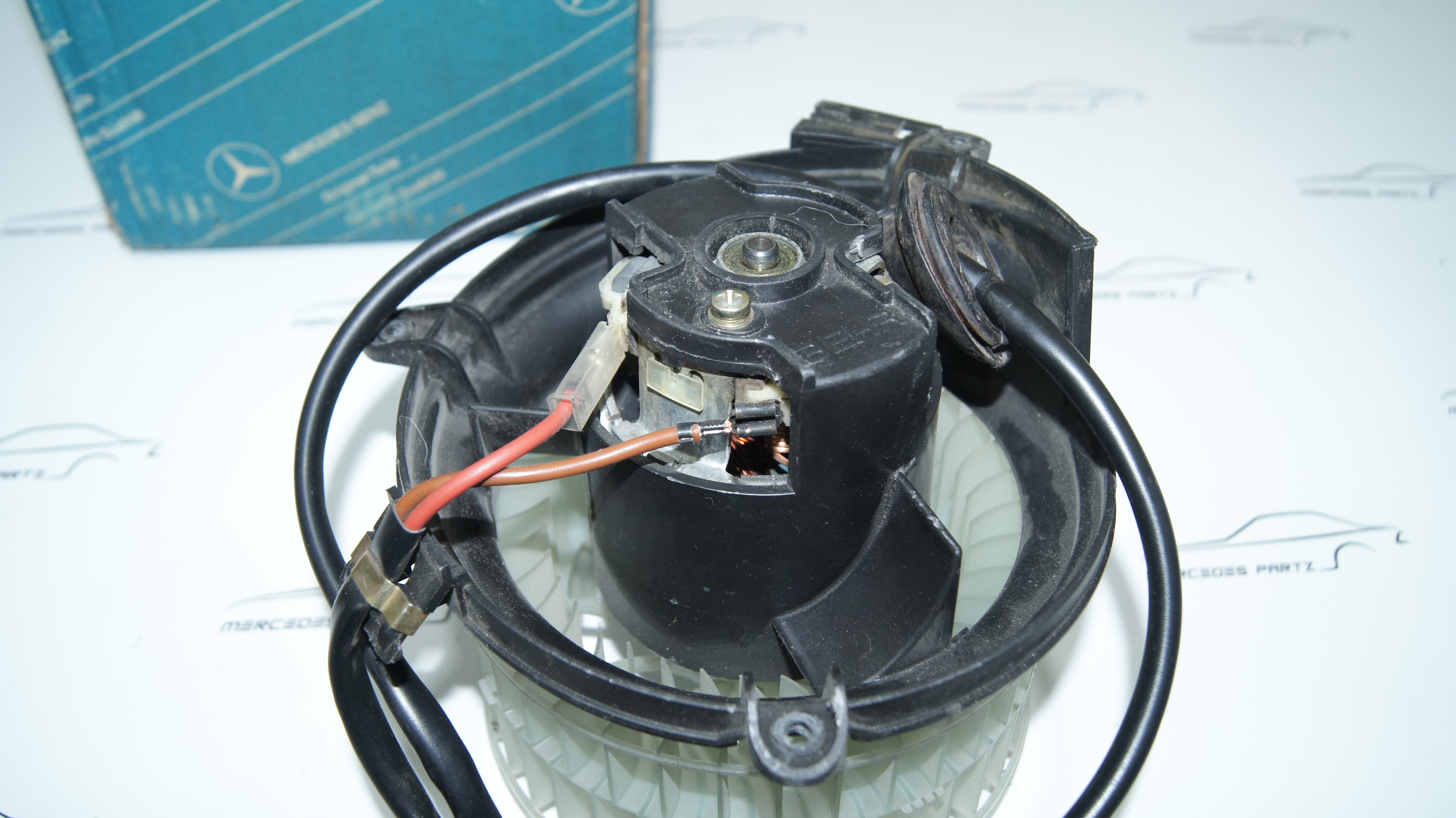 A1248200142 , 1248200142, A1248203342 , 1248203342 , W124 heater fan motor
