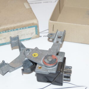 W114 230 250 US spec heating A/C operating unit NEW NOS Genuine Mercedes Part