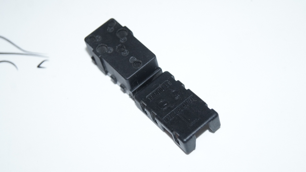 A1265454028 , W124 W126 seat adjuster socket