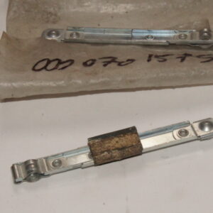 W114 W116 W123 W126 W460 W461 M110 carburetor rod Genuine Mercedes Part W114 W116 W123 W126 W460 W461 M110 carburetor rod Genuine Mercedes Part