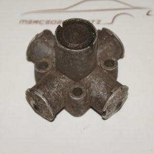 W100 600 W109 300SEL 6.3 transmission oil distributor sender unit Genuine Mercedes Part