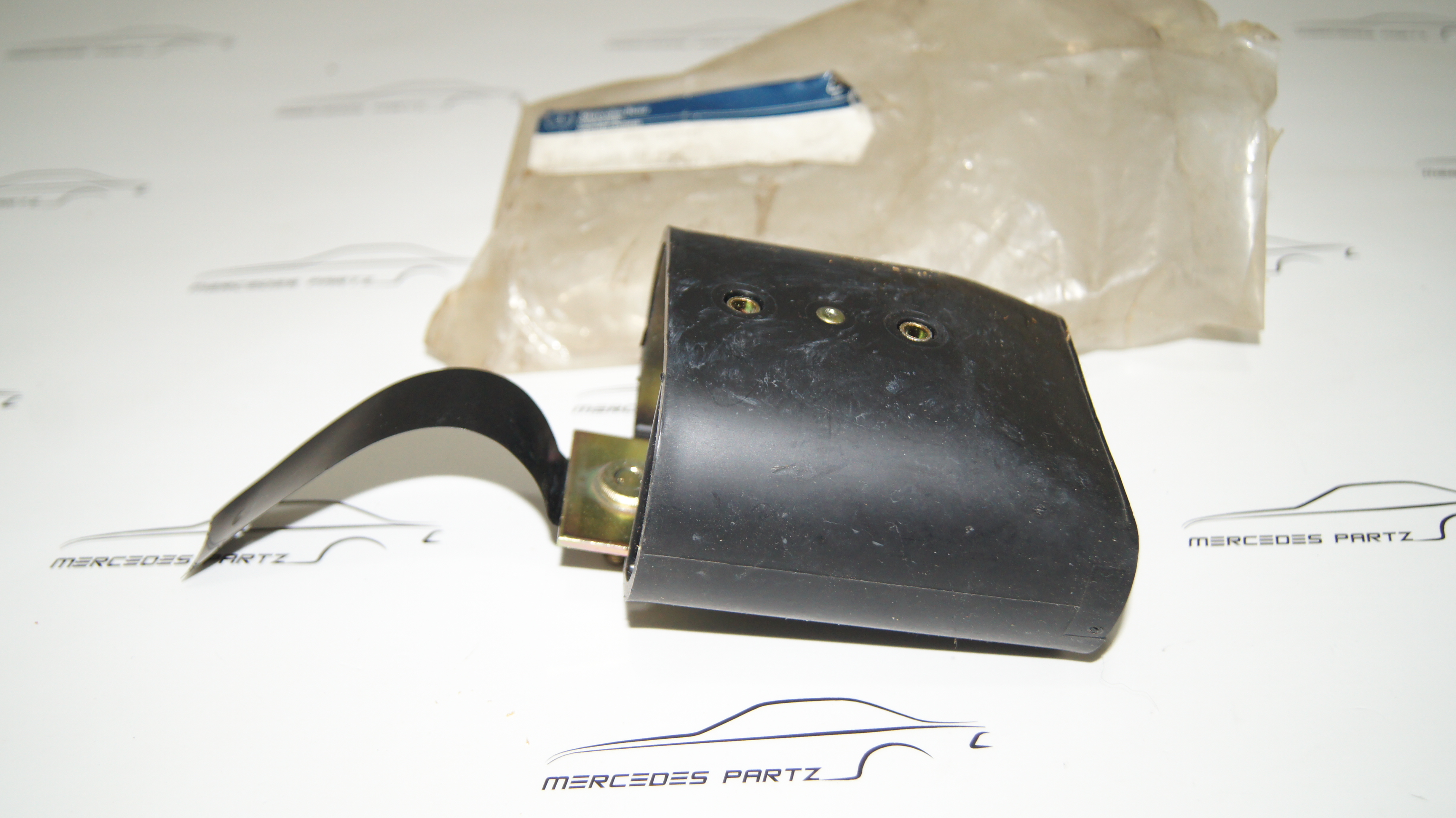 A1248800414 , W124 rear bumper inside left and right bracket