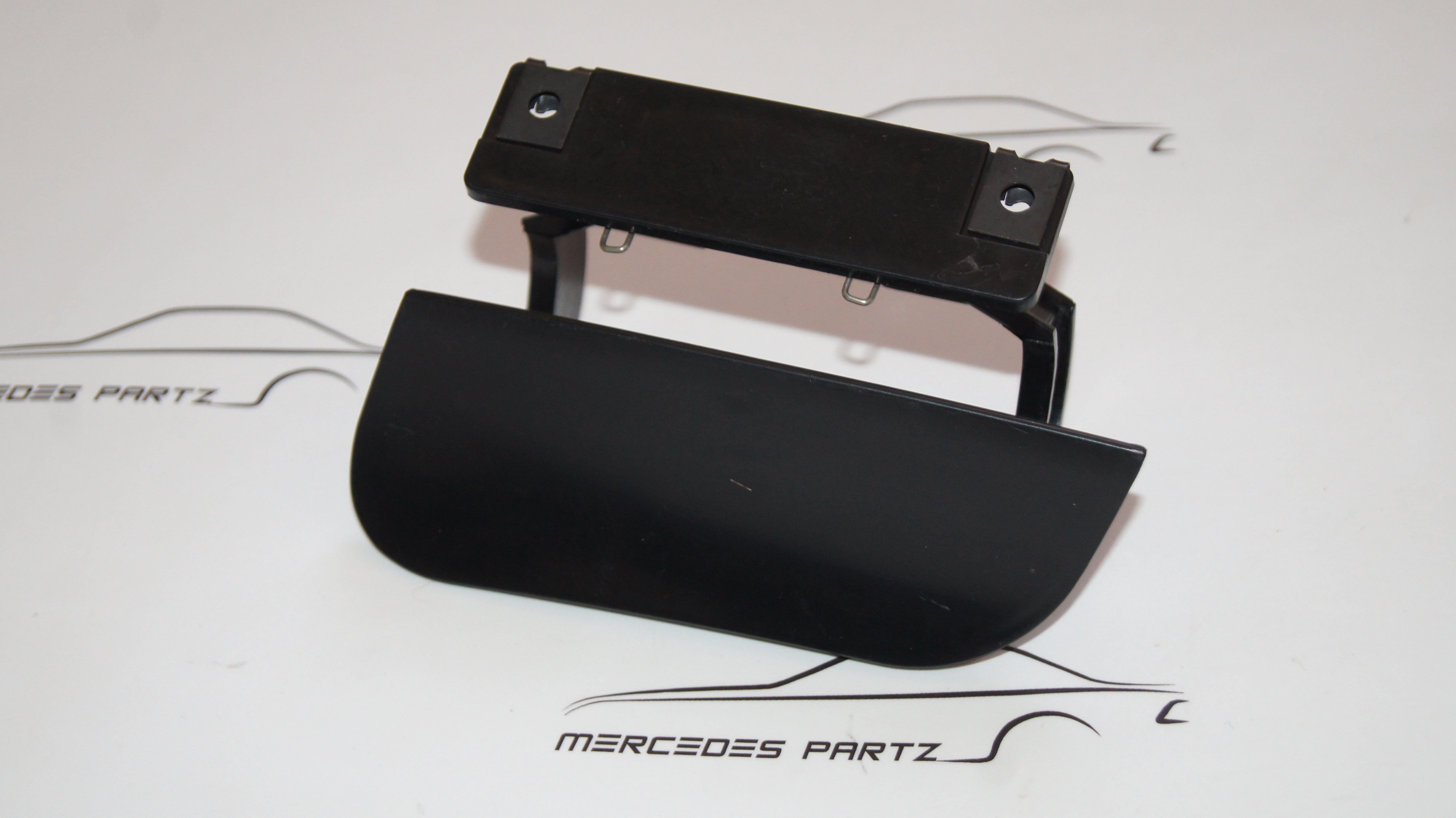 W220 front bumper left trim ring cover W220 W220 front bumper left trim ring cover W220