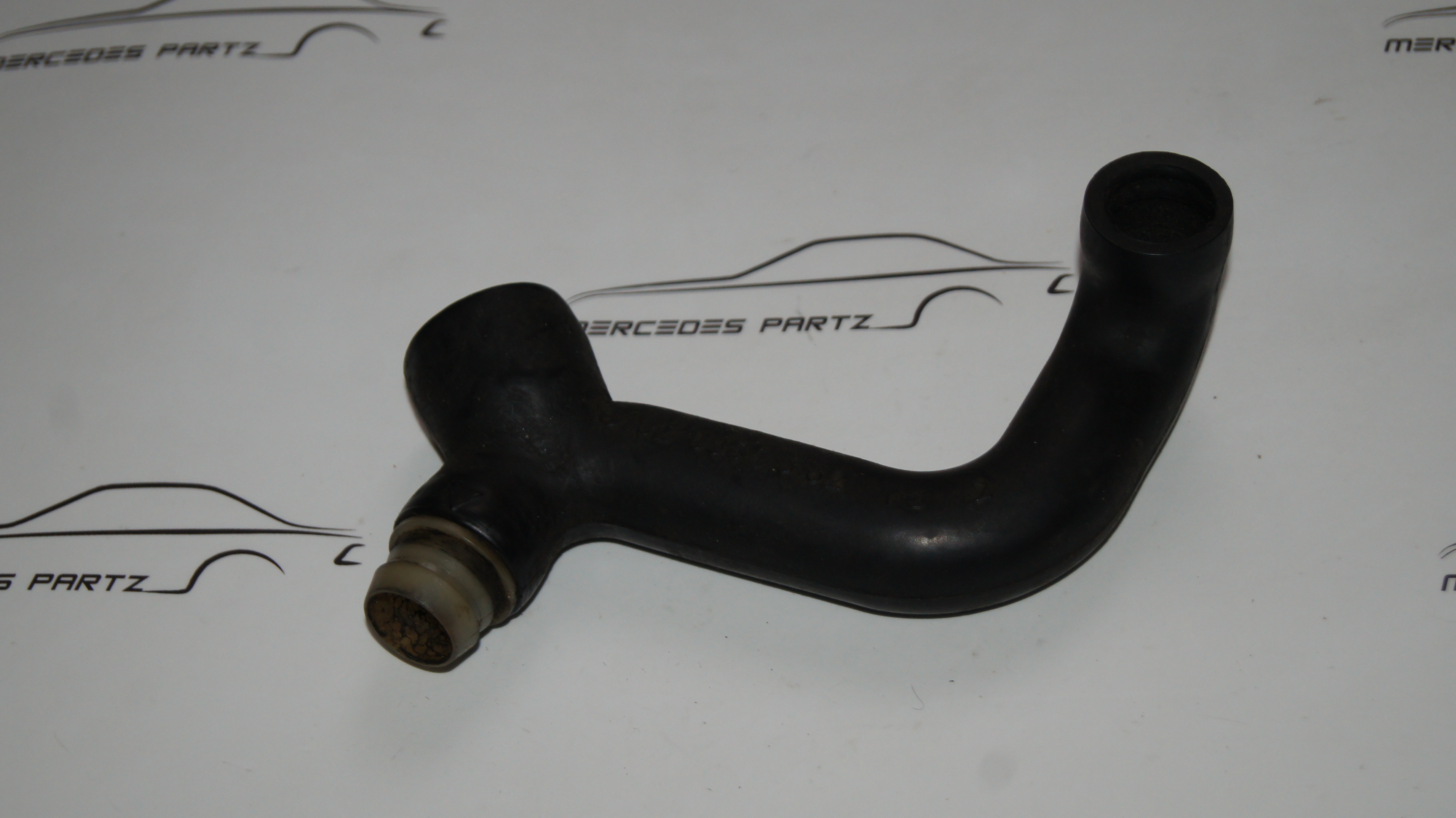 M102 hose USED Genuine Mercedes Part M102 hose USED Genuine Mercedes Part