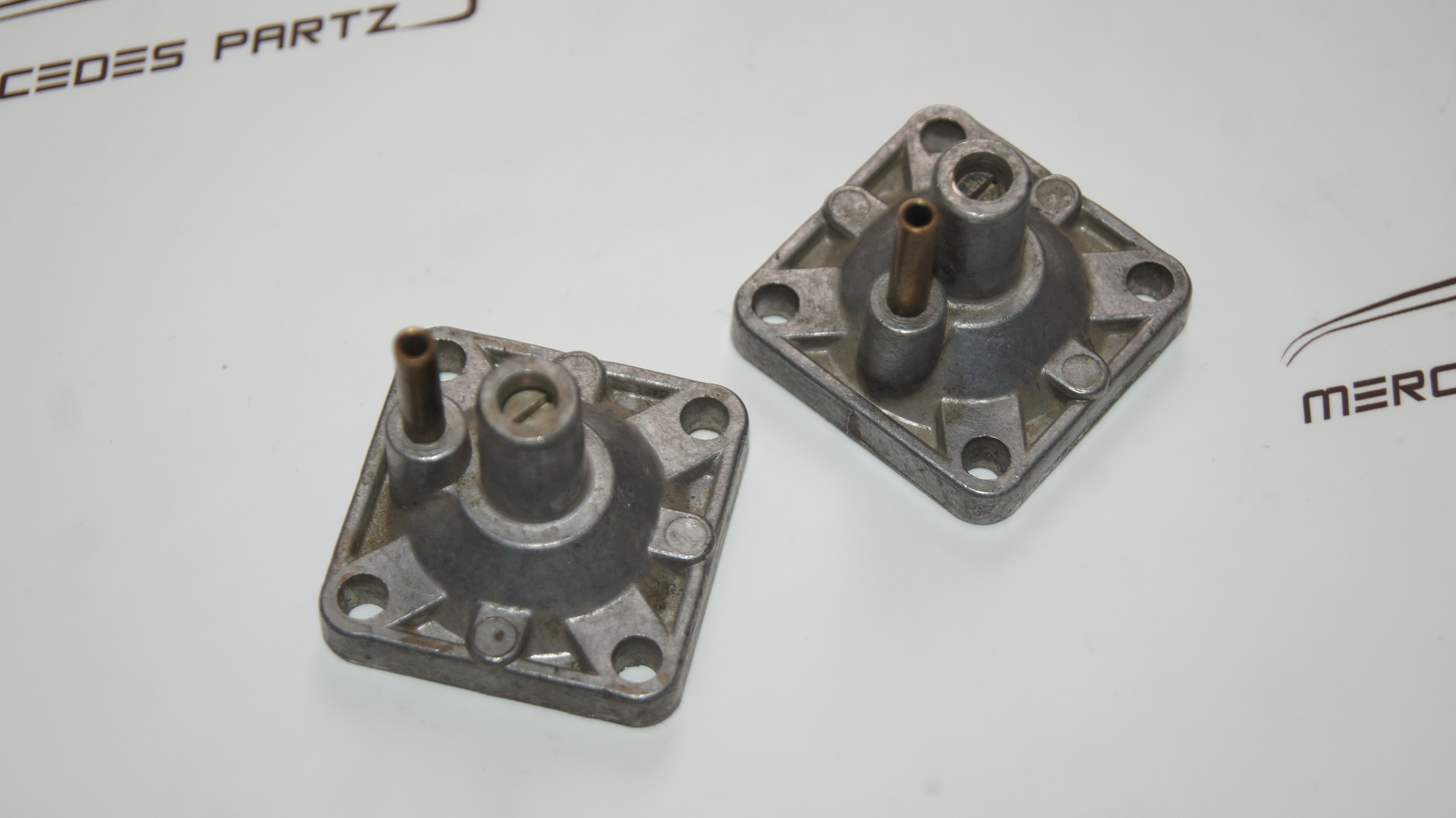 A0000700351 , A0000700751 , A0000701051 , M110 carburetor cover