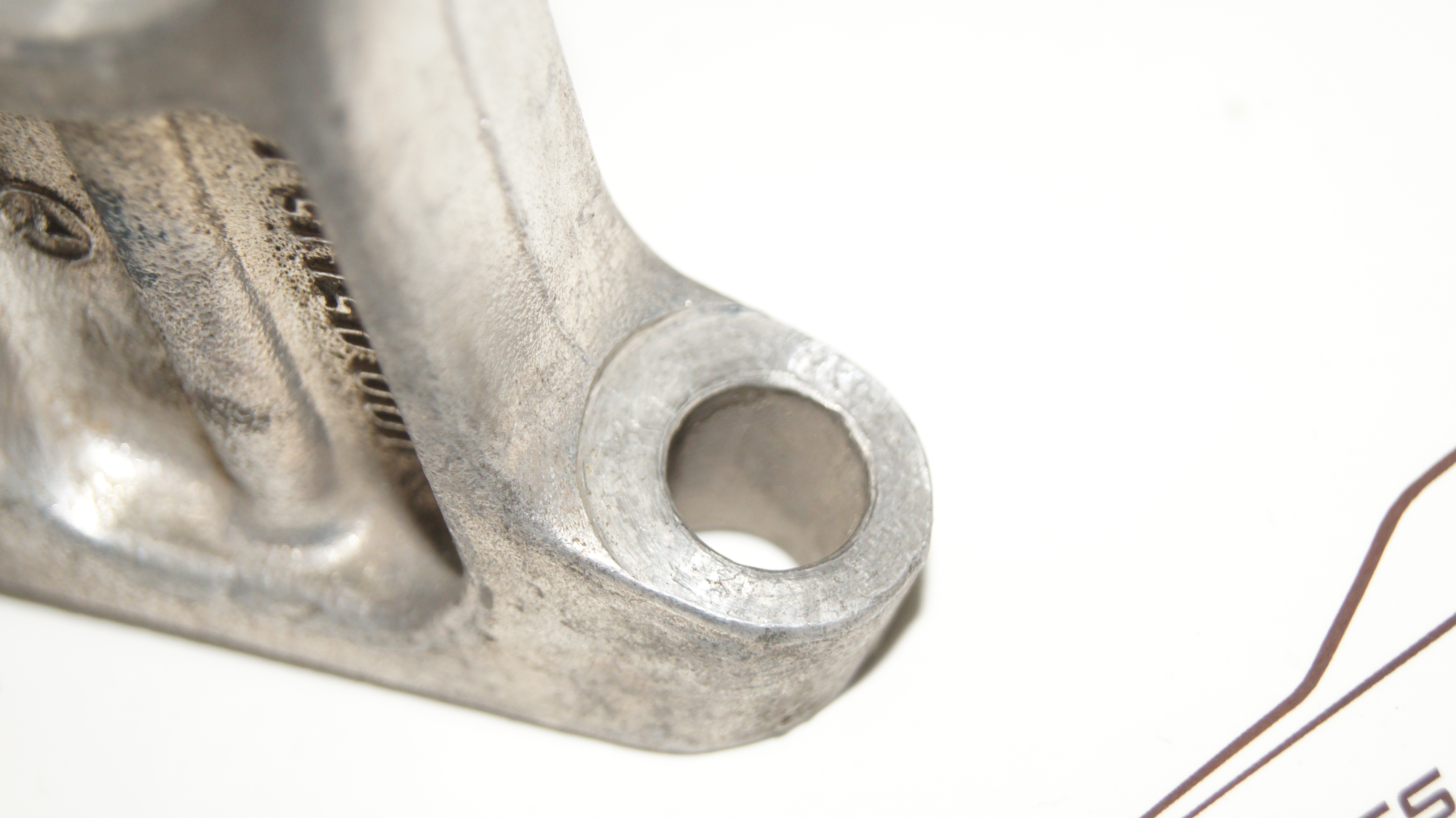 M100 camshaft tower bearing Genuine Mercedes Part M100 camshaft tower bearing Genuine Mercedes Part