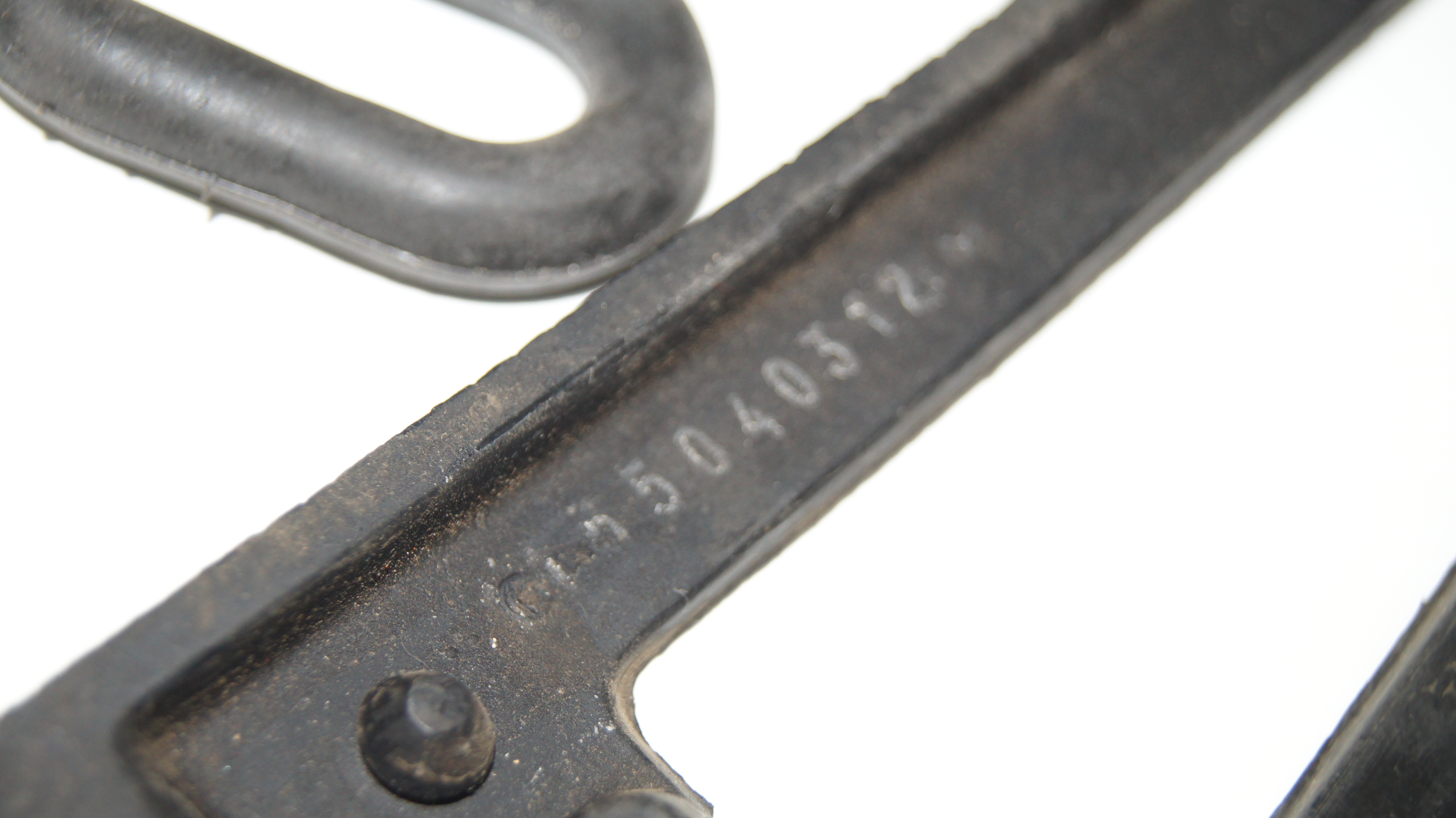 َA1145000012 radiator mount kit W114 W115 W108 W109 W111 W108 َA1145000012 radiator mount kit W114 W115 W108 W109 W111 W108