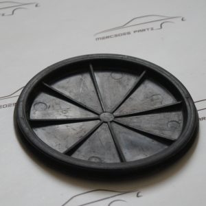 W116 W116 W123 W126 W126 W124 W201 ثقب في غطاء اللوحة الخلفية قطعة مرسيدس أصلية