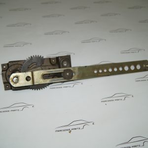 A1167250202 , A1167202046 , W116 front right window mechanical lift mechanism