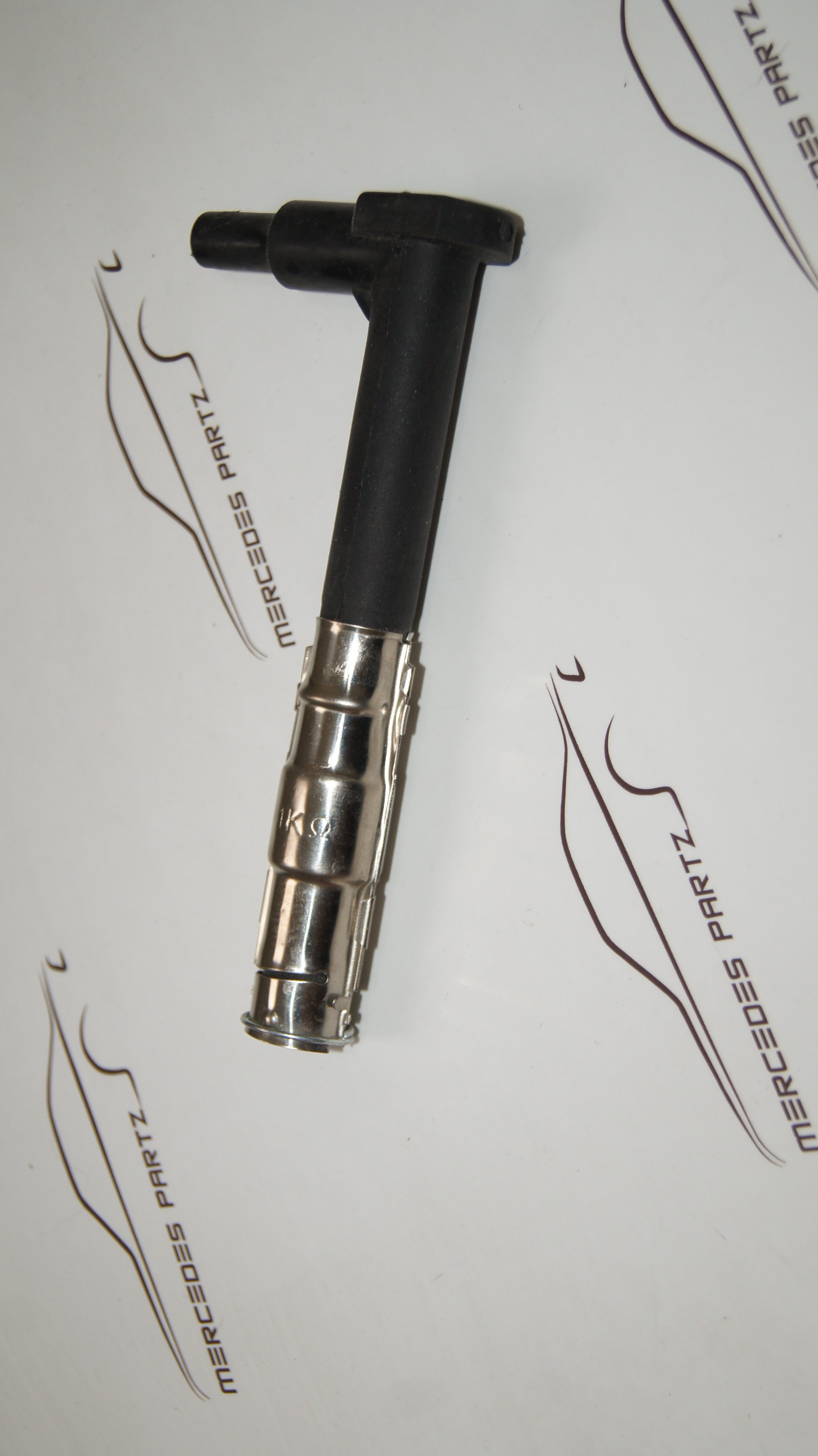 M102 spark plug suppressor plug KAT M102 spark plug suppressor plug KAT