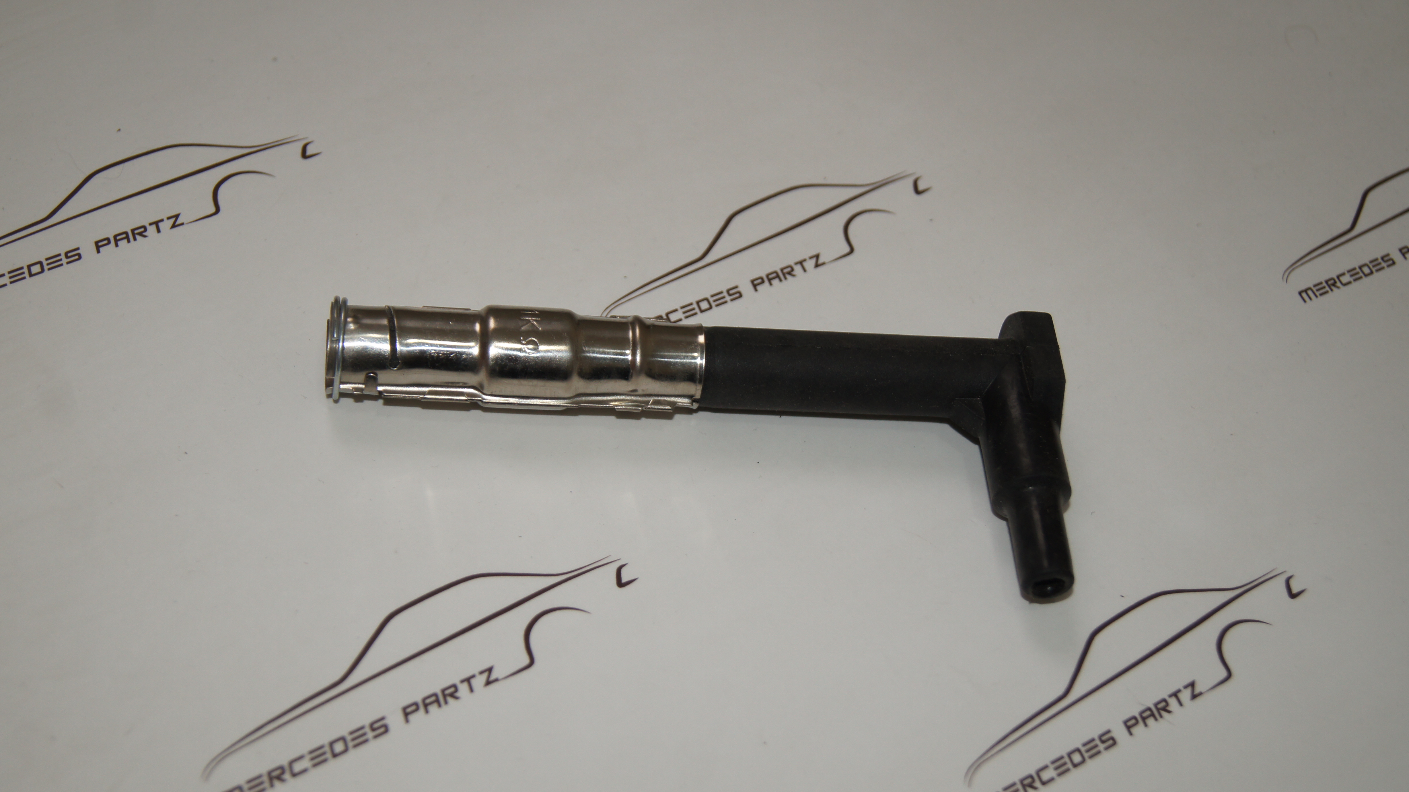 M102 spark plug suppressor plug KAT M102 spark plug suppressor plug KAT