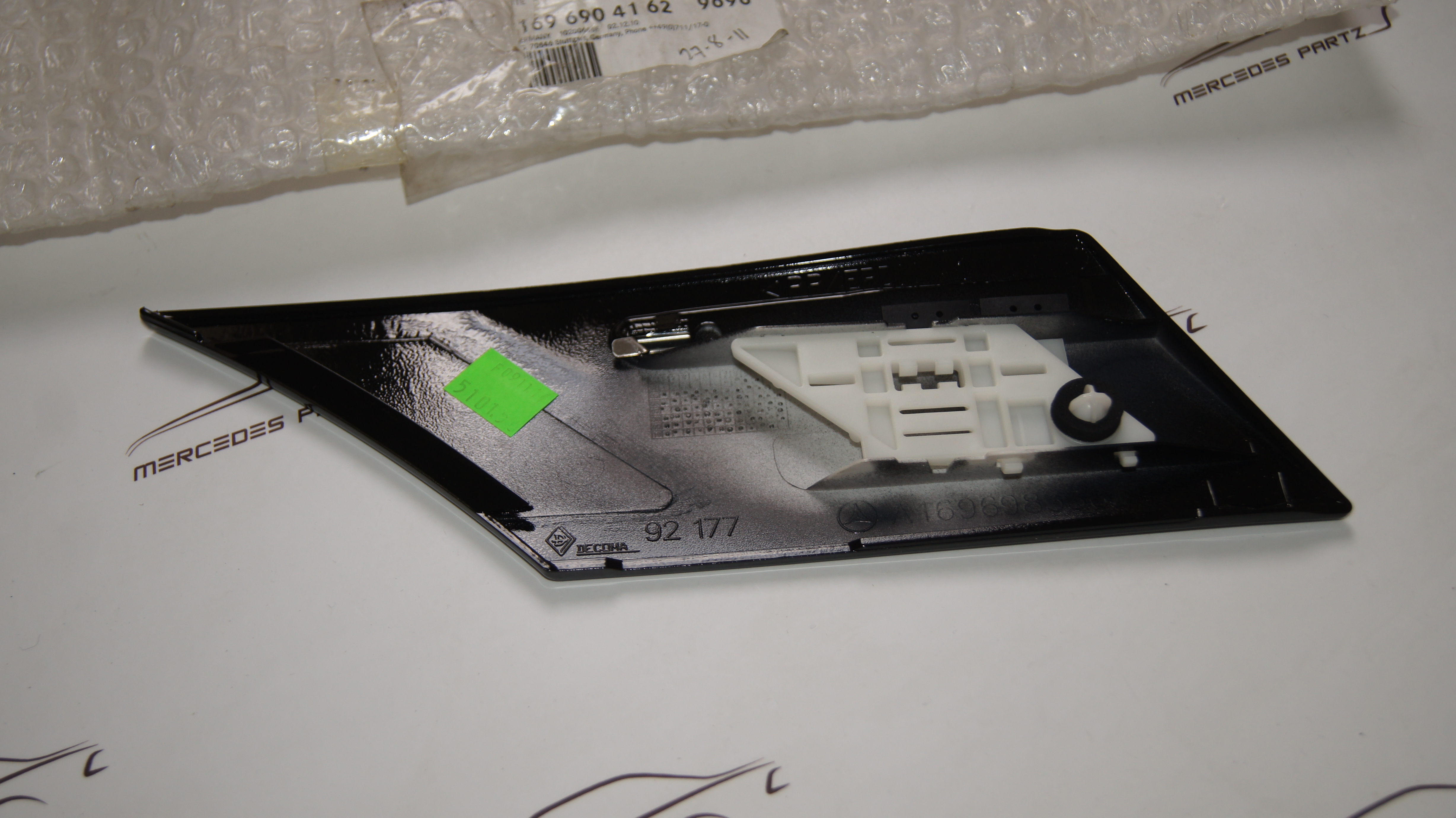 W245 left rear fender protective strip Genuine Mercedes Part W245 left rear fender protective strip Genuine Mercedes Part