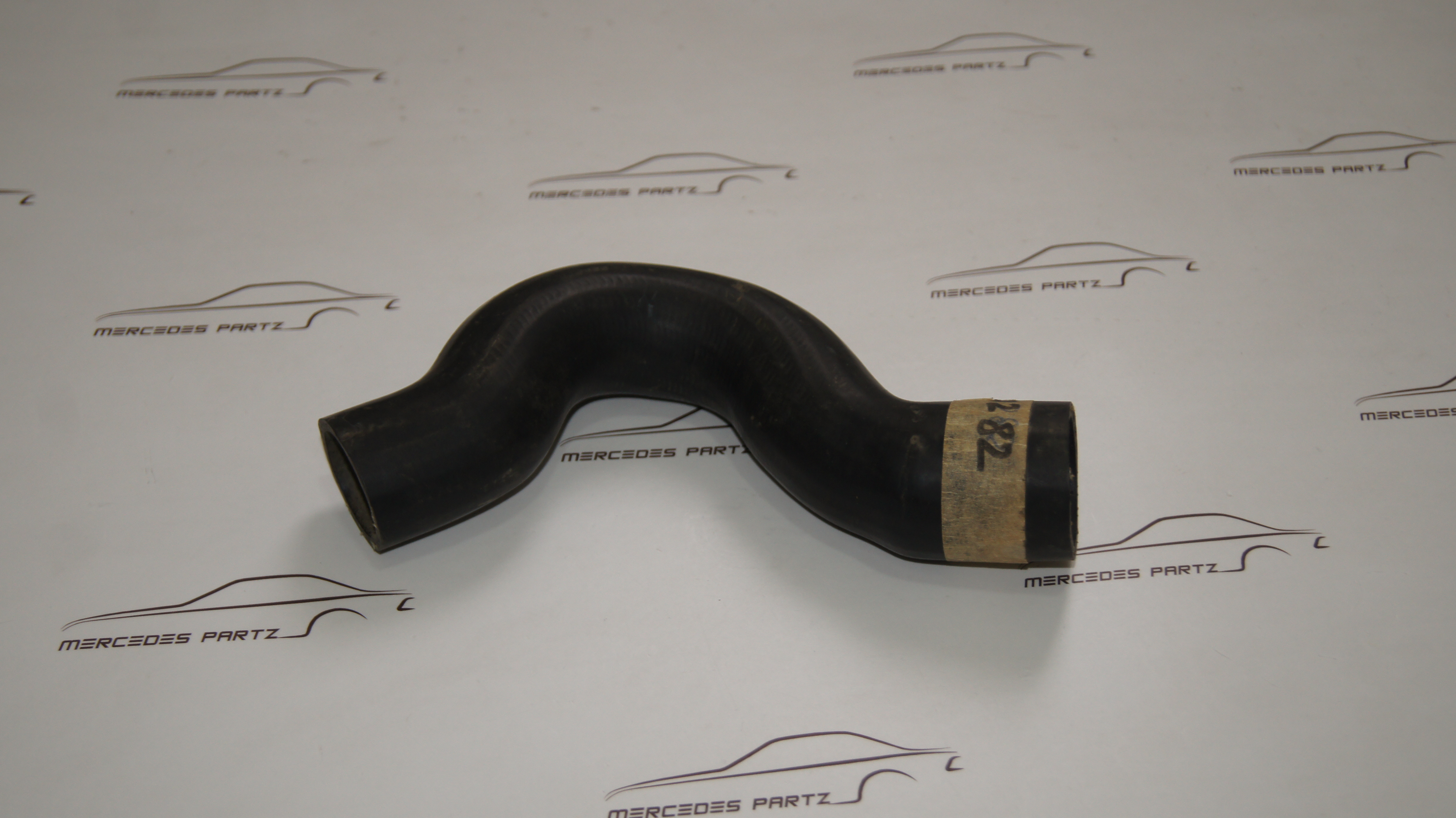 W126 380 500 top radiator hose Genuine Mercedes Part W126 380 500 top radiator hose Genuine Mercedes Part