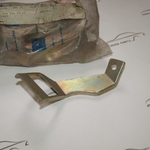 M115 starting cable to intake manifold bracket Genuine Mercedes Part