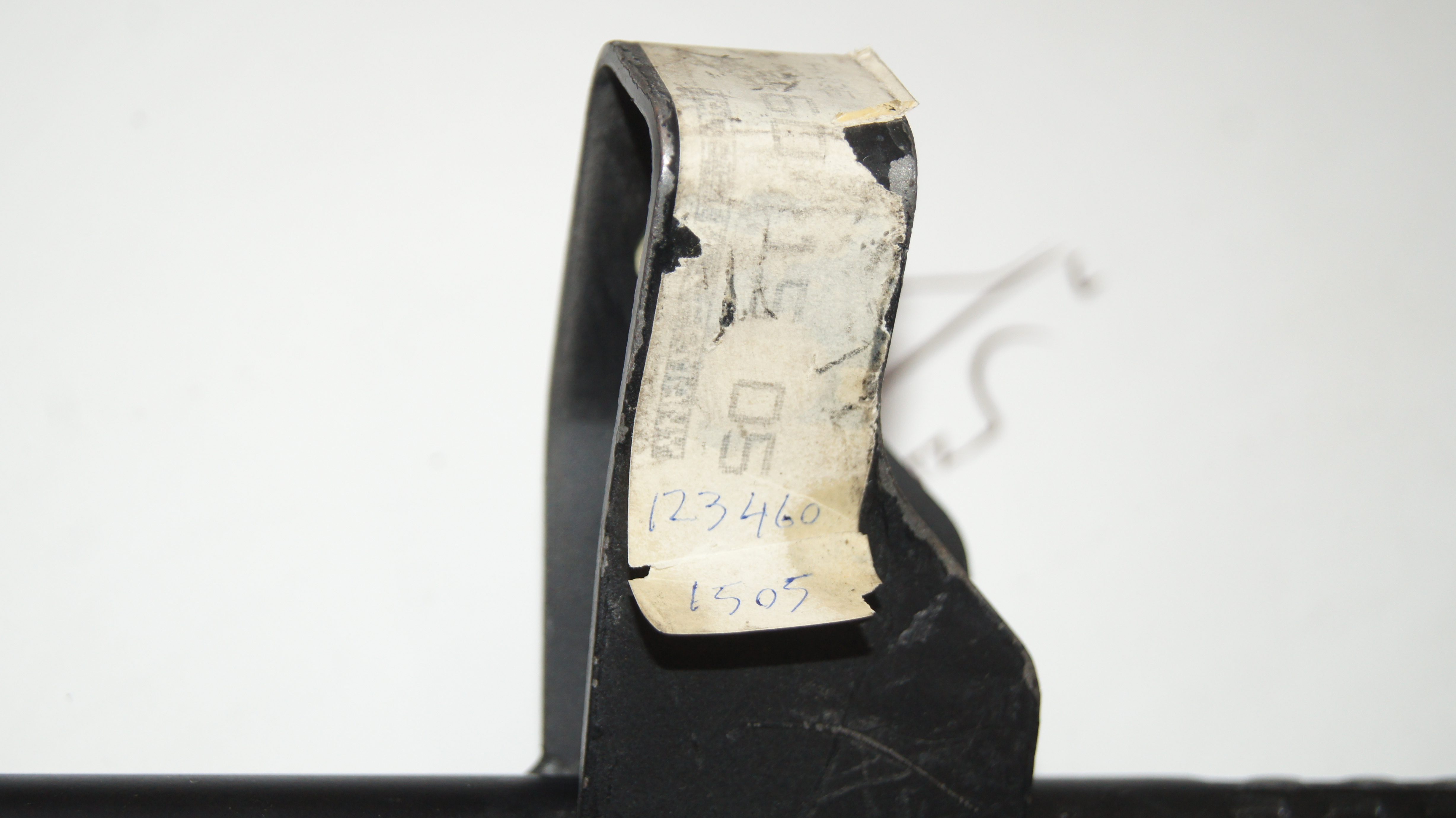 W116 W123 steering drag link Genuine Mercedes Part W116 W123 steering drag link Genuine Mercedes Part