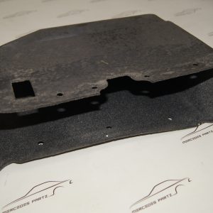 W123 glove box compartment