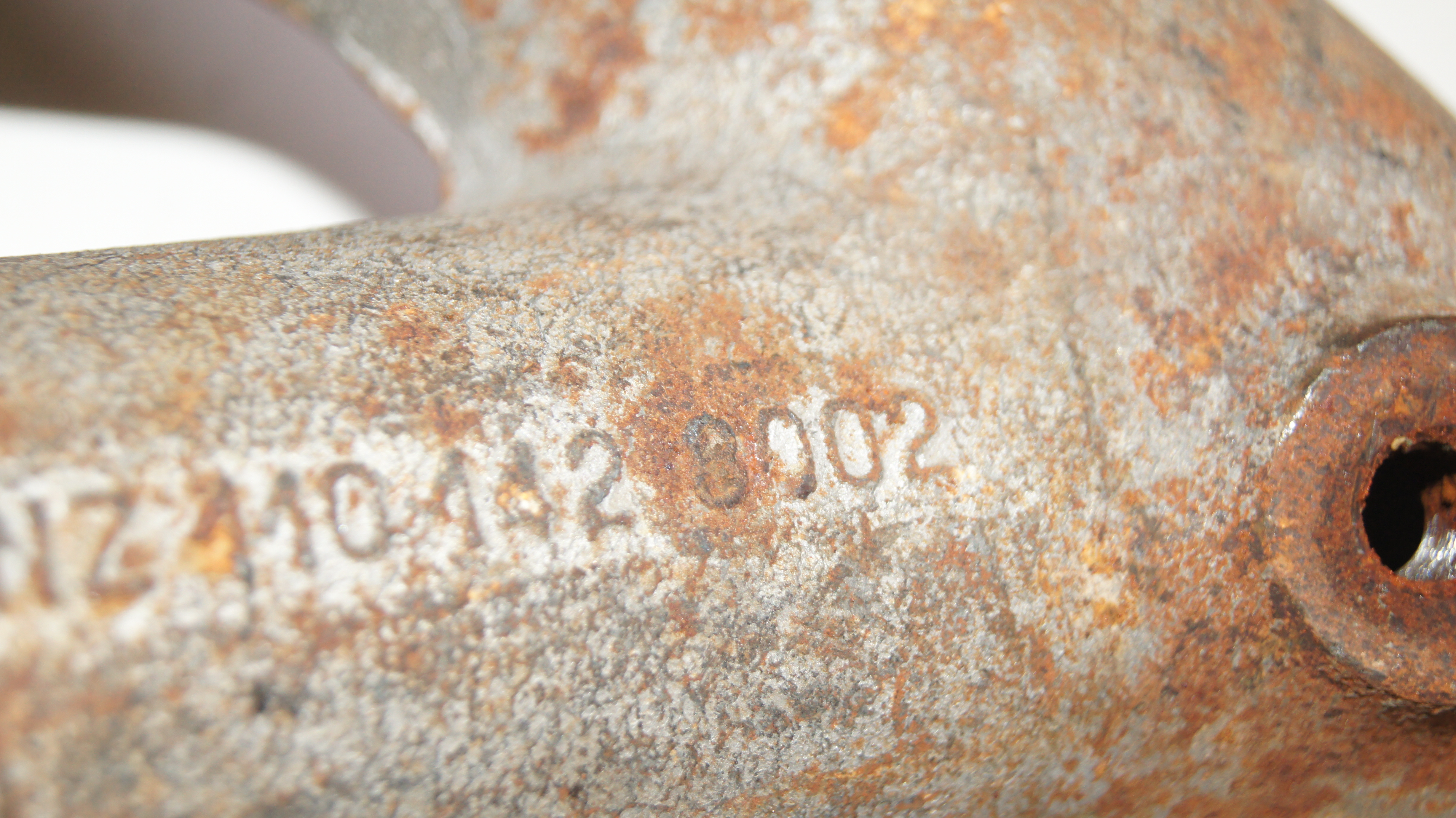 M110 exhaust manifold cyl 1-3 Genuine Mercedes Part M110 exhaust manifold cyl 1-3 Genuine Mercedes Part