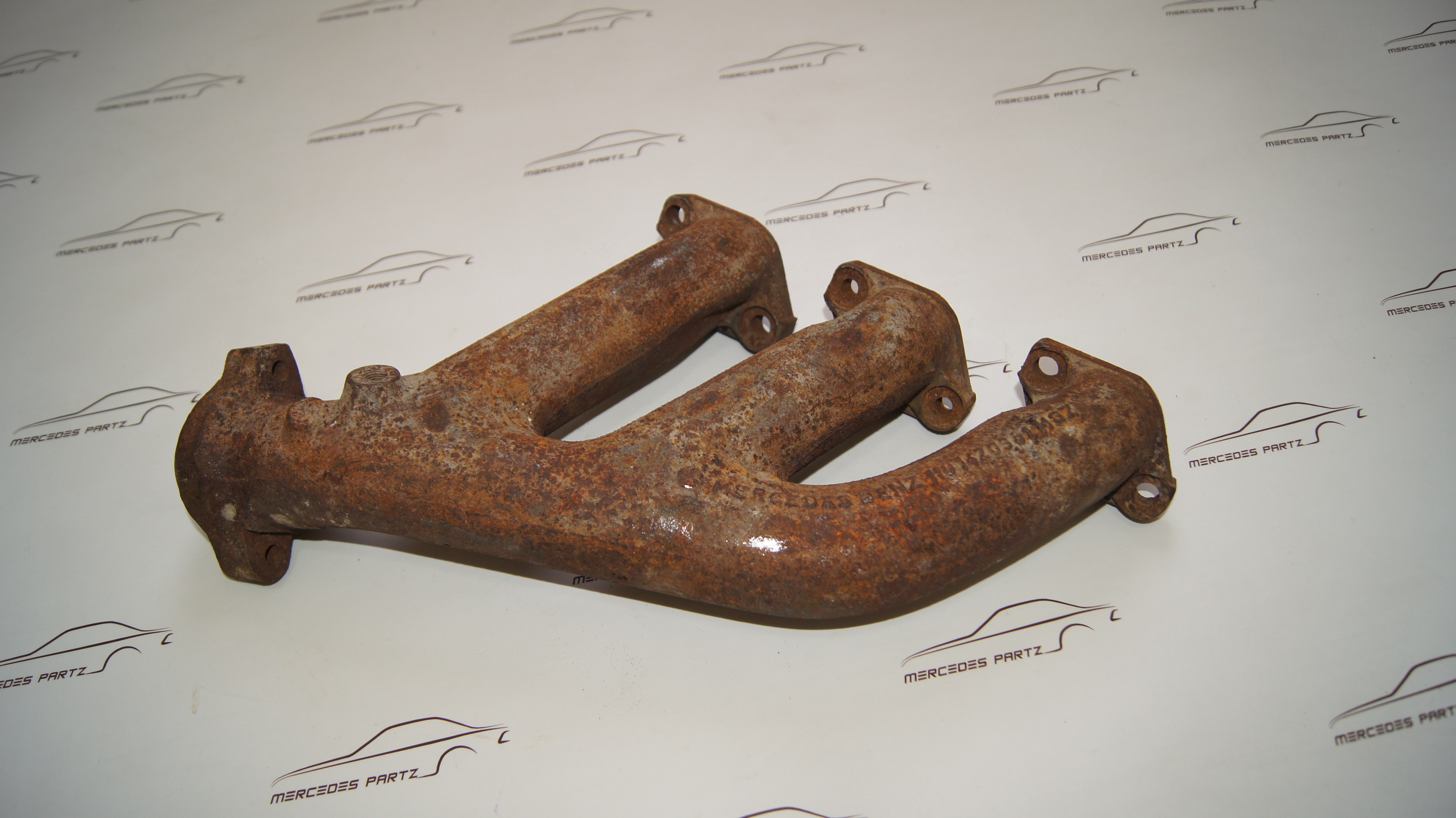M110 exhaust manifold USED Genuine Mercedes Part M110 exhaust manifold USED Genuine Mercedes Part