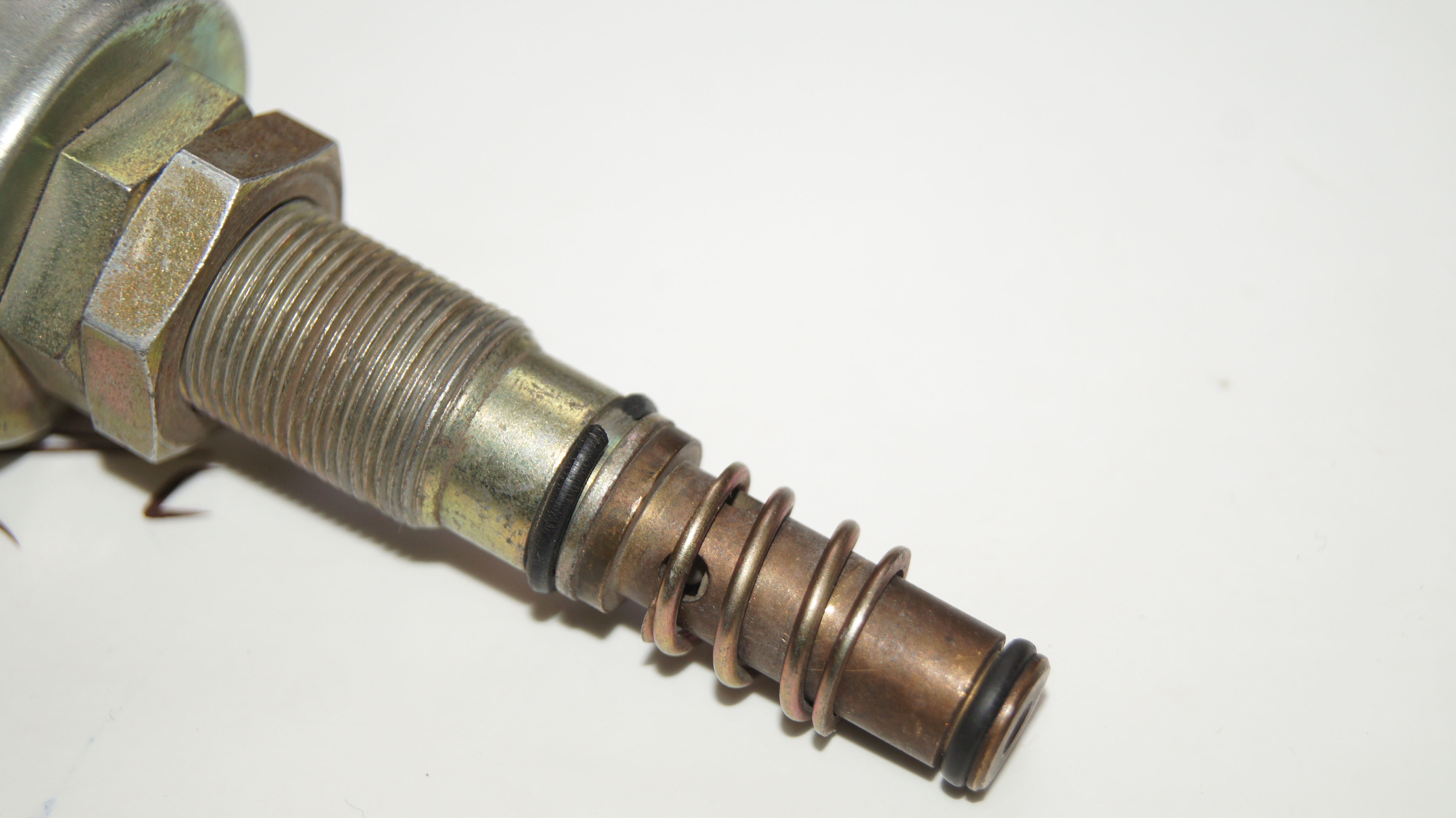 M102 carburetor idle shut off valve LKW M102 carburetor idle shut off valve LKW