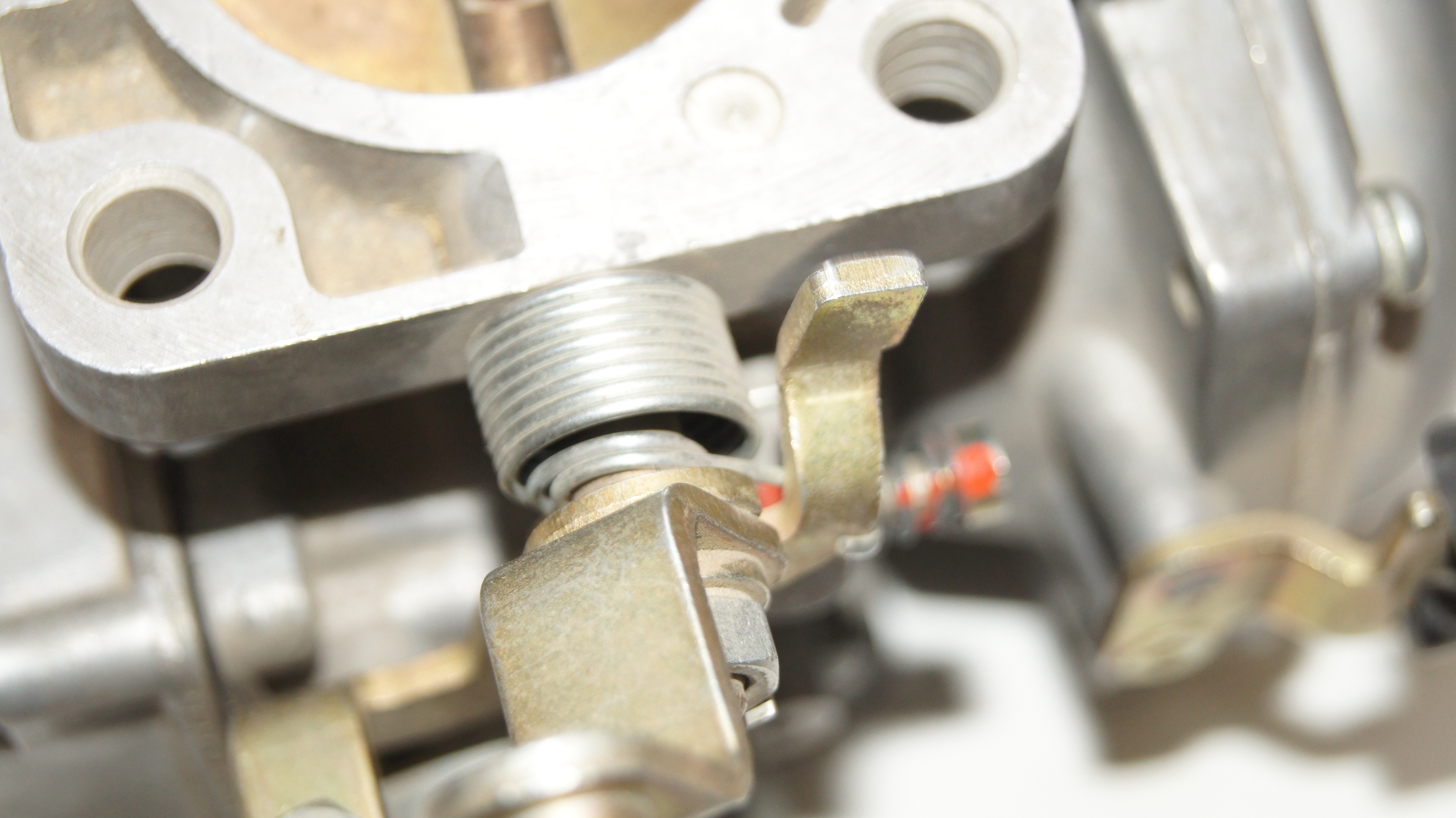 A0010704704 M115 carburetor LKW A0010704704 M115 carburetor LKW