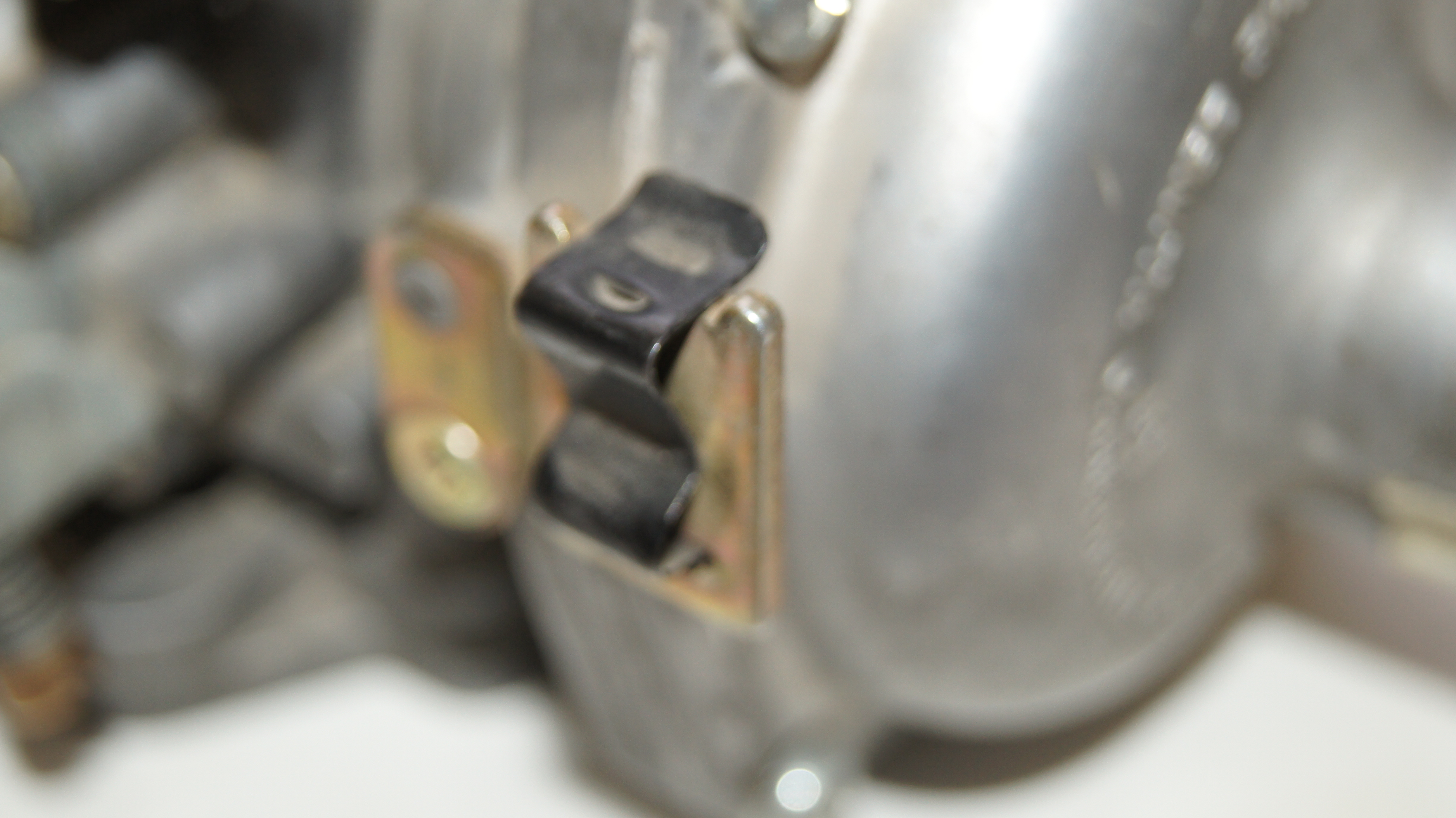 A0010704704 M115 carburetor LKW A0010704704 M115 carburetor LKW