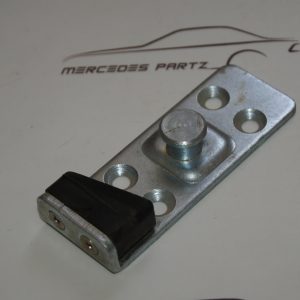 309 door left latch Genuine Mercedes Part