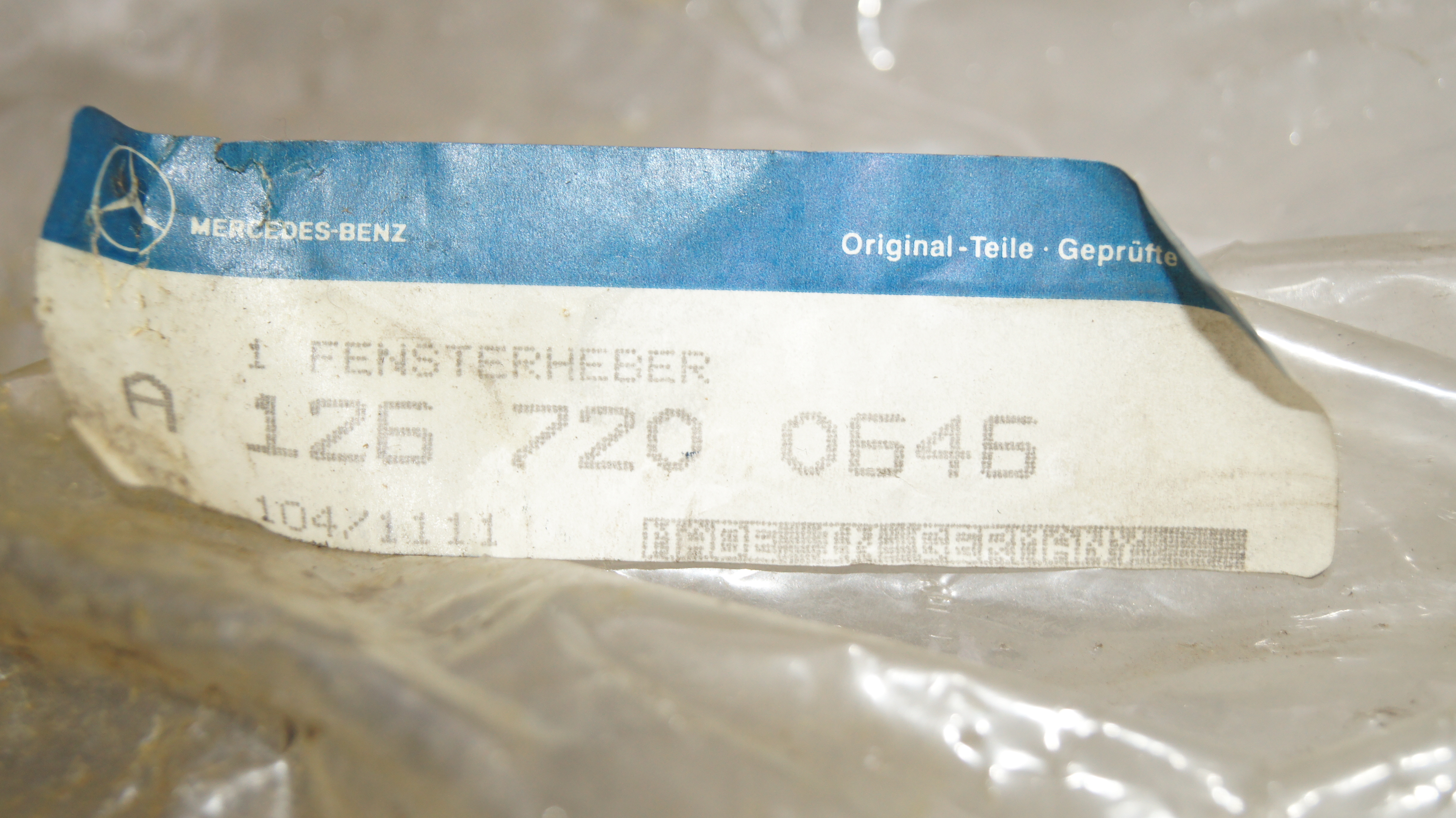 W126 window regulator , right , electric , less motor Genuine Mercedes Part W126 window regulator , right , electric , less motor Genuine Mercedes Part