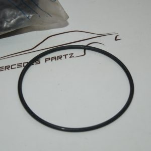 M102 W460 W461 oil filter seal ring Genuine Mercedes Part M102 W460 W461 oil filter seal ring Genuine Mercedes Part