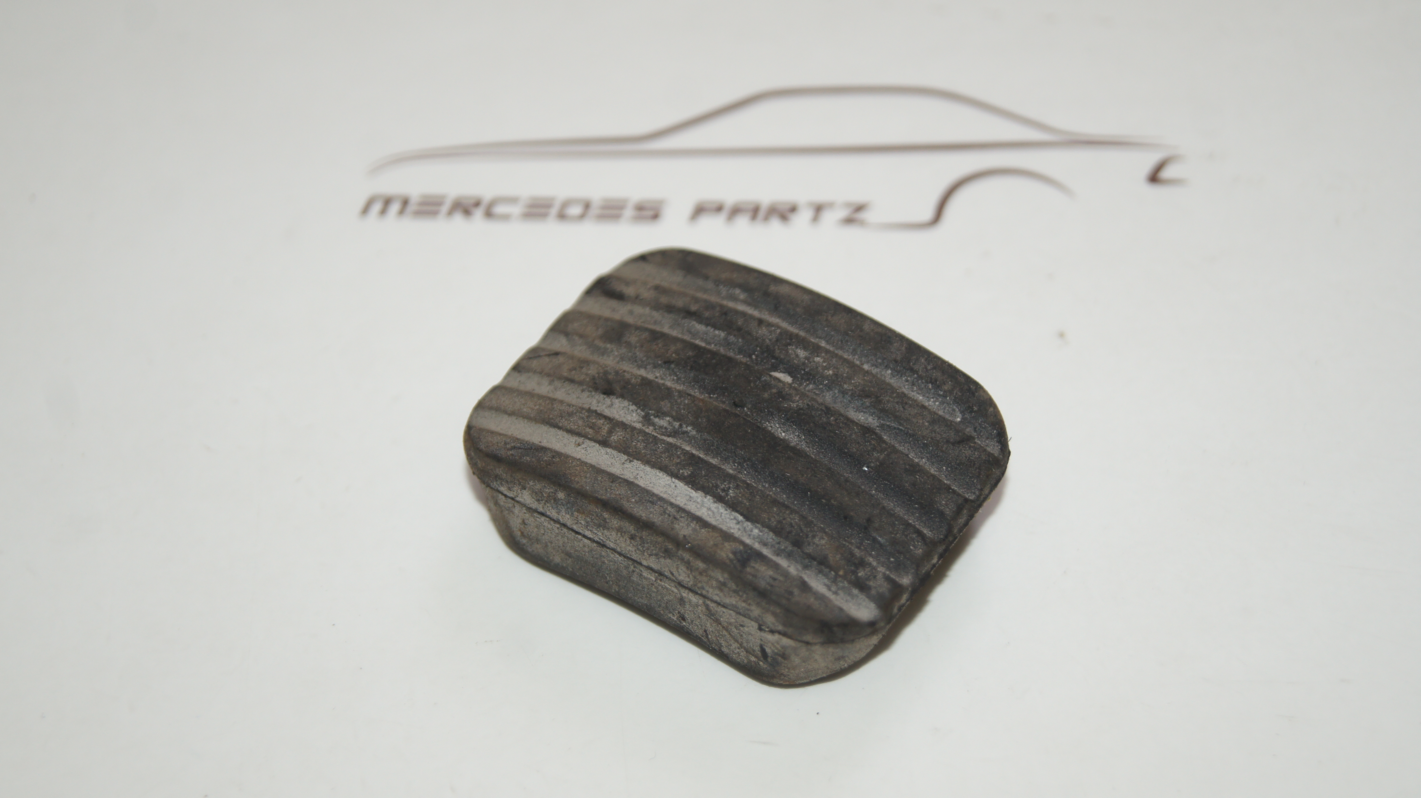 W124 R129 W140 W202 W203 W204 W240 parking brake pedal cover A1244270382 Genuine Mercedes Part W124 R129 W140 W202 W203 W204 W240 parking brake pedal cover A1244270382 Genuine Mercedes Part