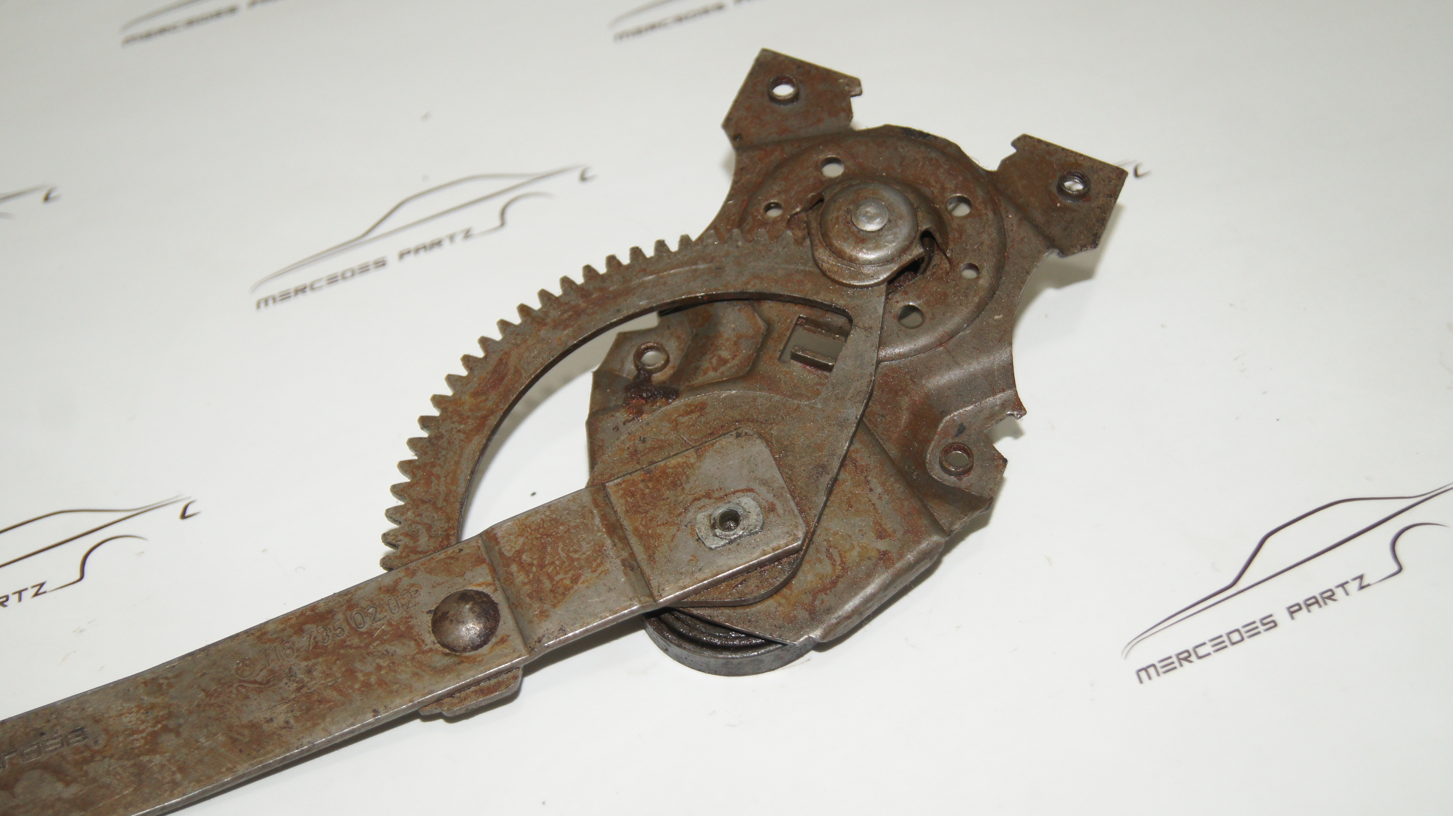 W116 rear left window regulator – Image 7