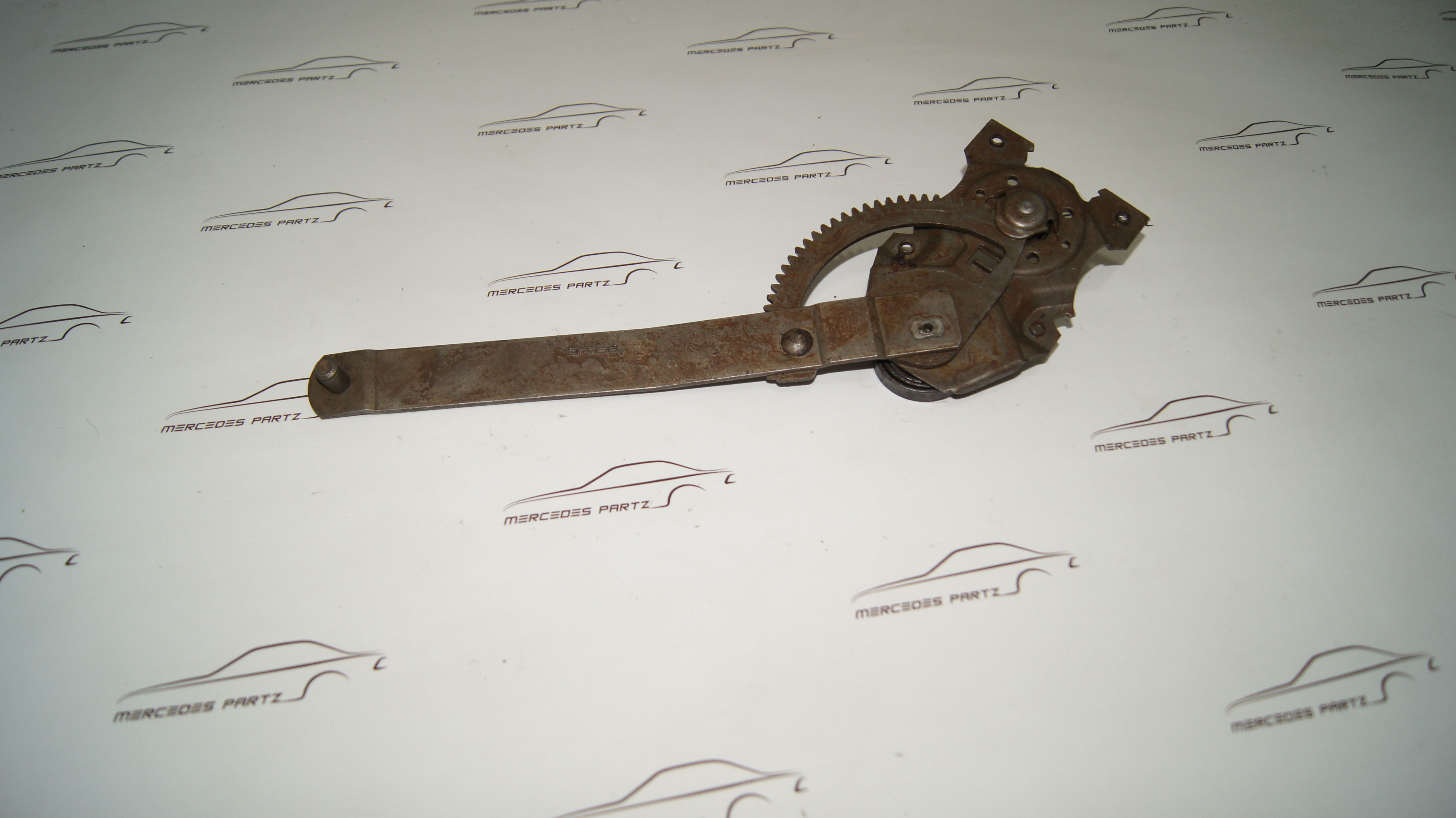 W116 rear left window regulator – Image 4