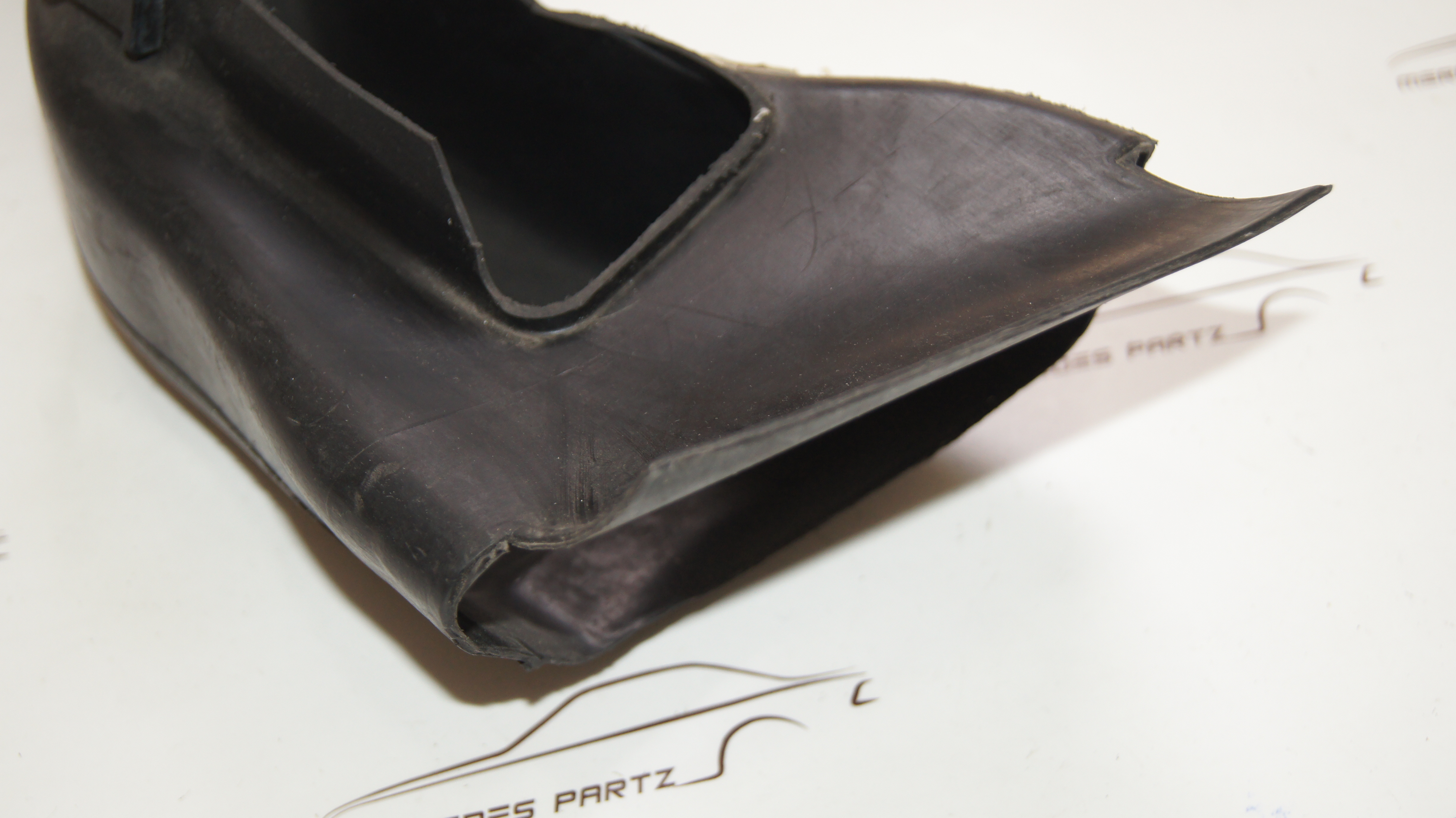 W202 airduct - Image 3