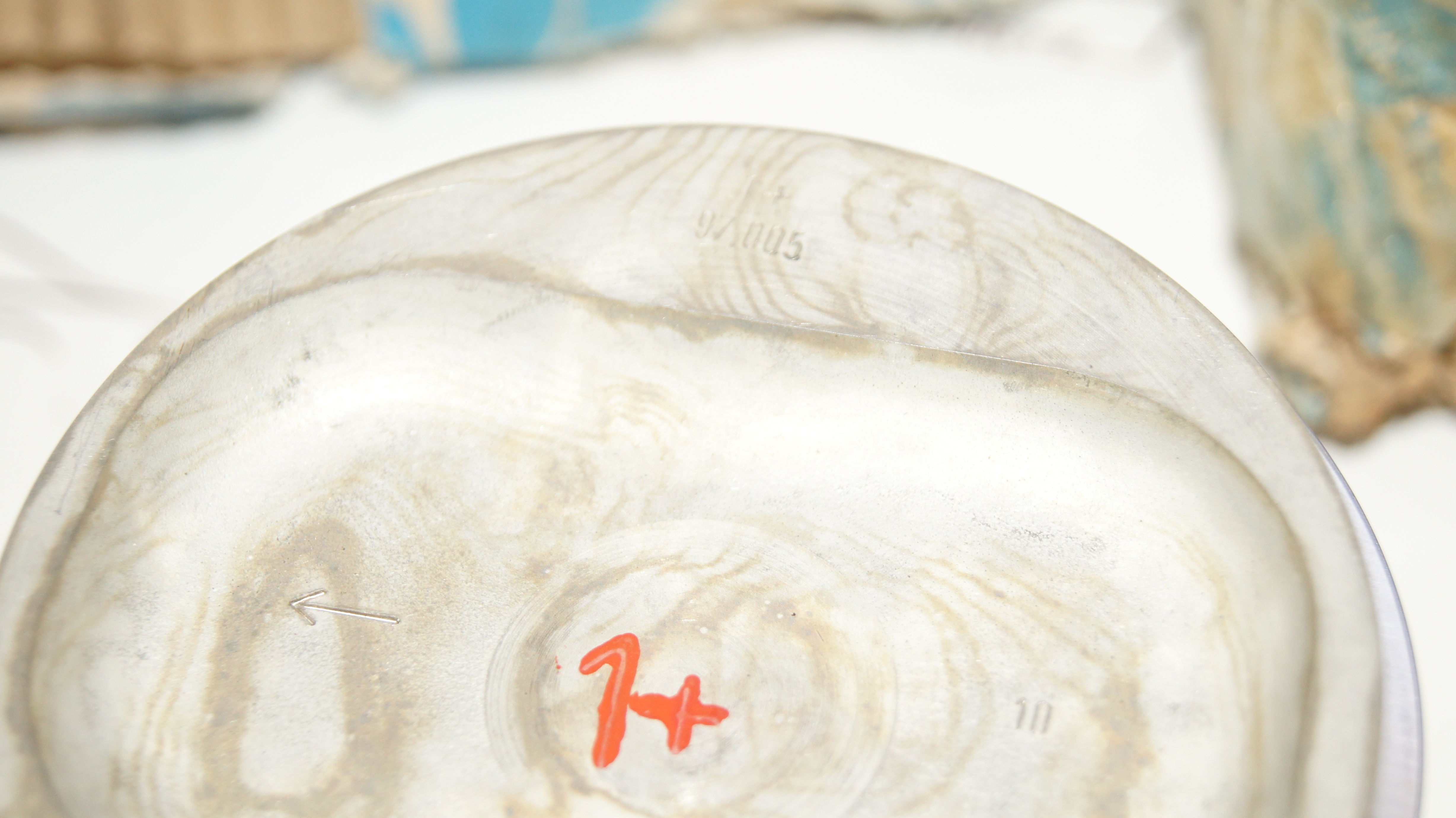 M117 5.6 560 piston set 97.00mm +0.50mm repair size 1 Genuine Mercedes Part M117 5.6 560 piston set 97.00mm +0.50mm repair size 1 Genuine Mercedes Part