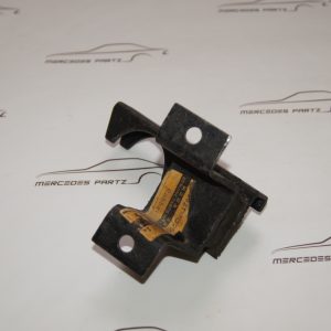 Nissan Datsun 510 620 exhaust muffler mounting bracket Nissan