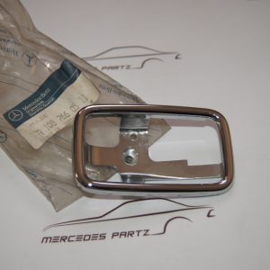 W100 W108 W109 W110 W111 W112 W113 W114 W115 W123 door handle left recess escutcheon Genuine Mercedes Part W100 W108 W109 W110 W111 W112 W113 W114 W115 W123 door handle left recess escutcheon Genuine Mercedes Part