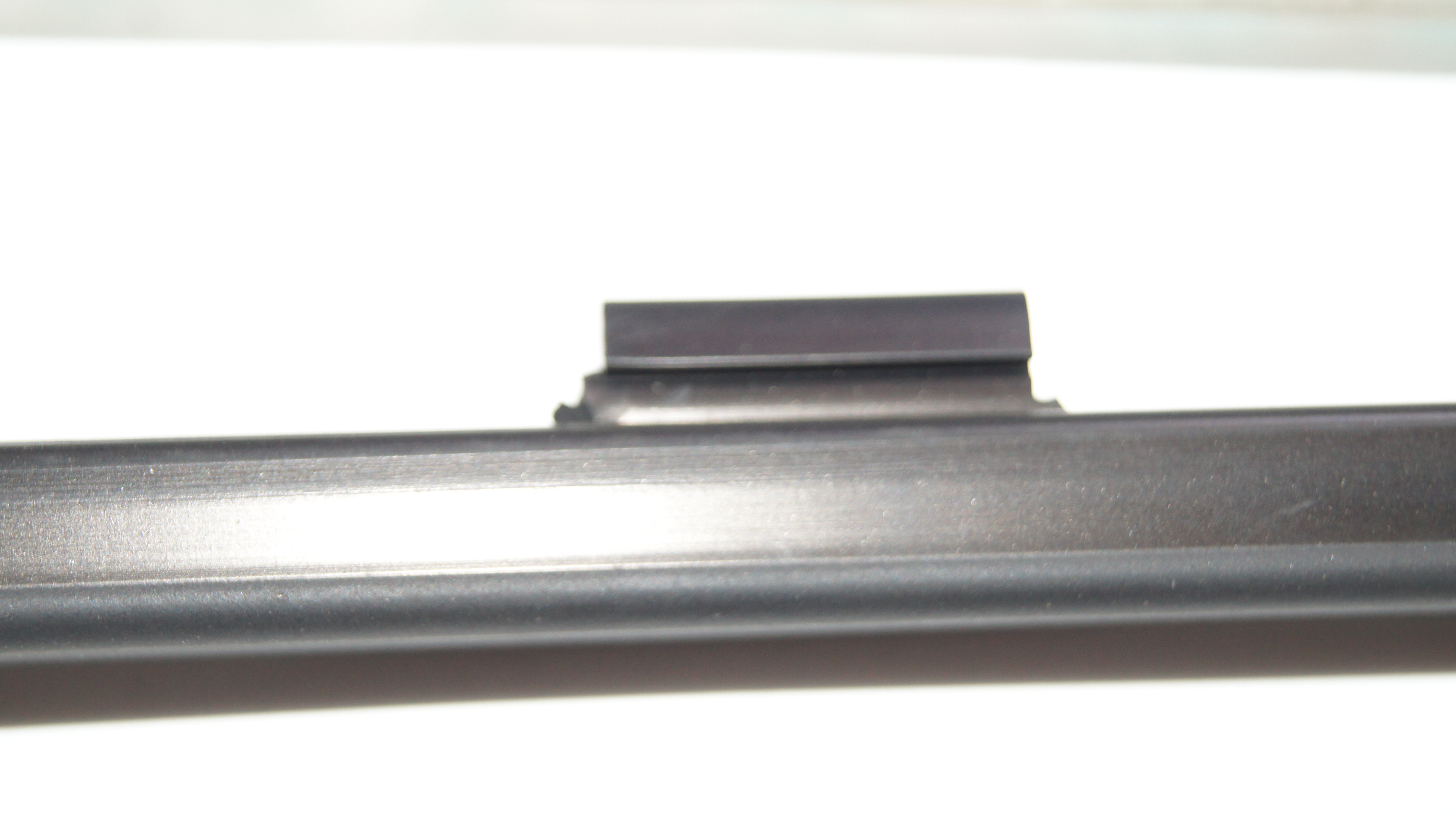 W124 left rocker panel seal Genuine Mercedes Part W124 left rocker panel seal Genuine Mercedes Part