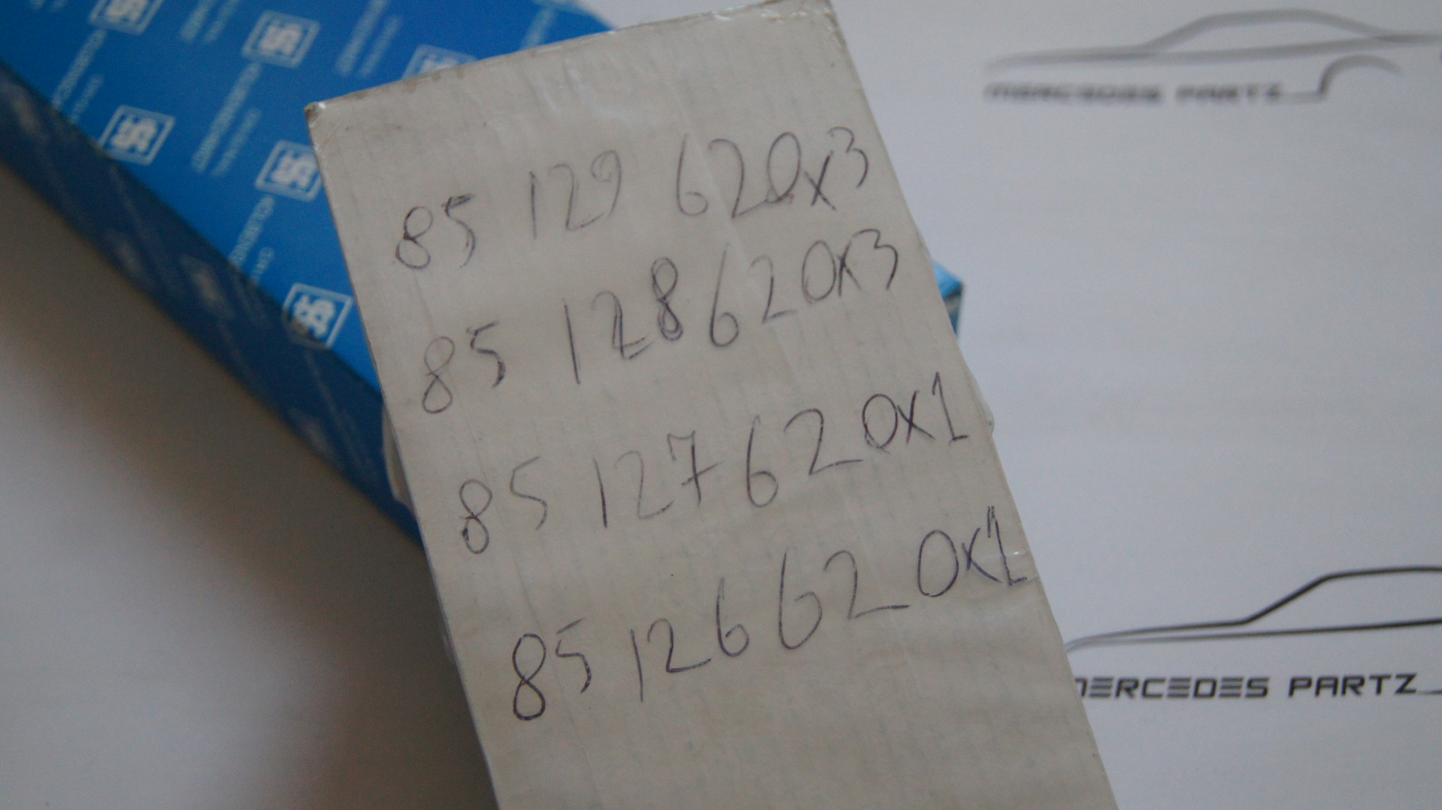 M180 M127 Crankshaft bearing set , repair size 2 , 0.50mm , 59.50mm Kolbenschmidt M180 M127 Crankshaft bearing set , repair size 2 , 0.50mm , 59.50mm Kolbenschmidt
