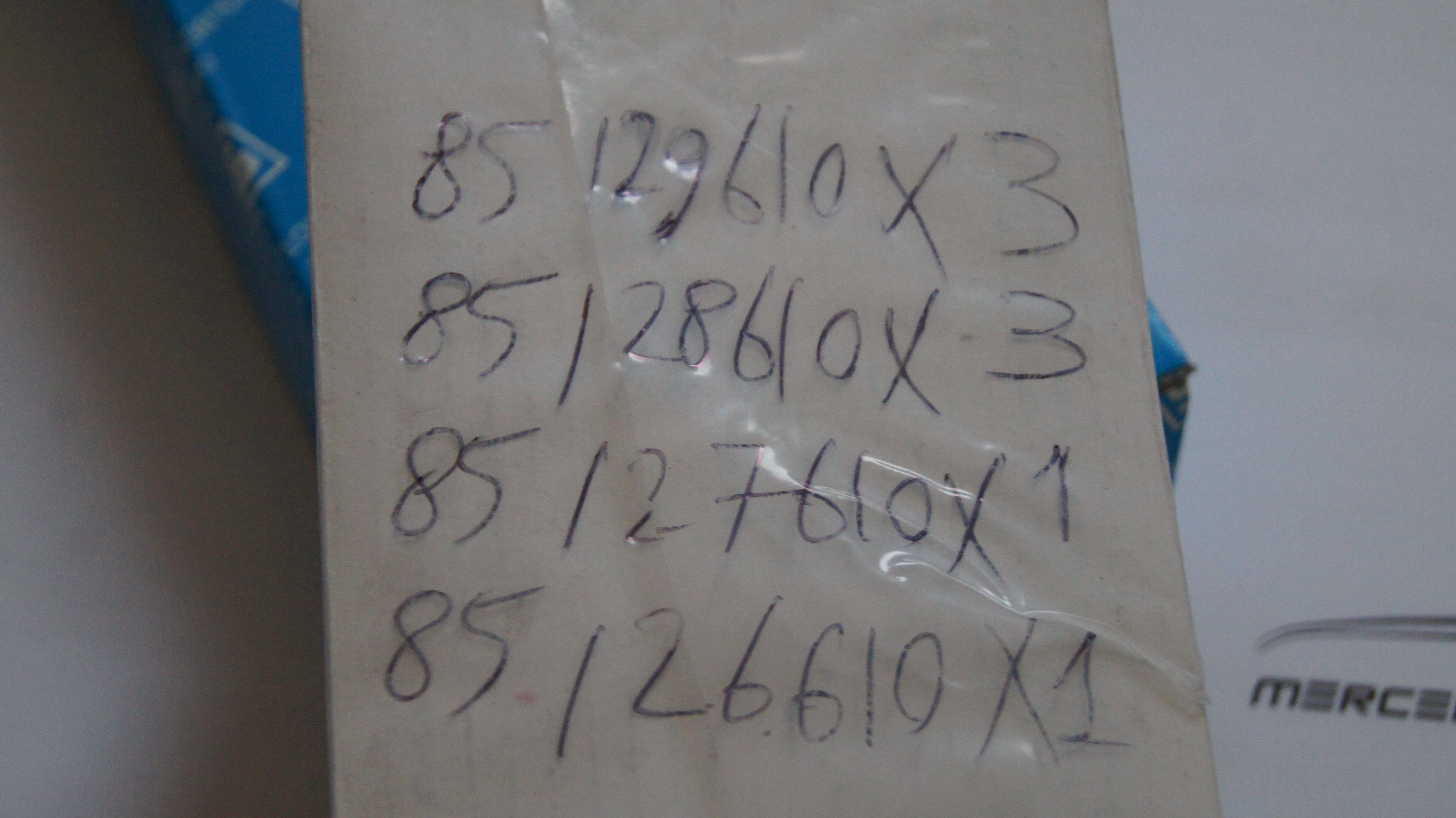 M180 M127 Crankshaft bearing set , repair size 1 , 0.25mm , 59.75mm Kolbenschmidt M180 M127 Crankshaft bearing set , repair size 1 , 0.25mm , 59.75mm Kolbenschmidt