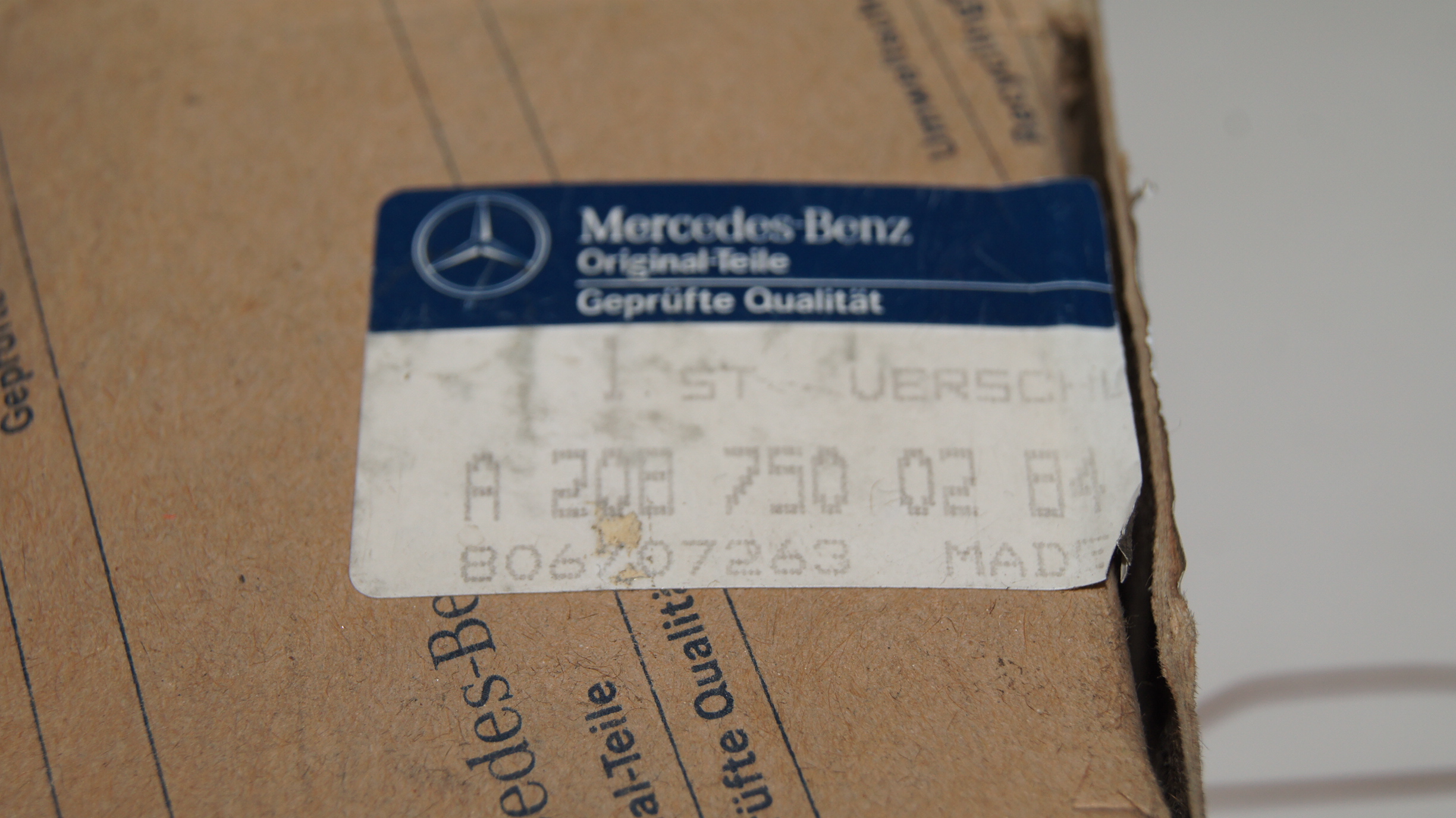 W202 W208 W210 rear trunk lid closure right mercedespartz