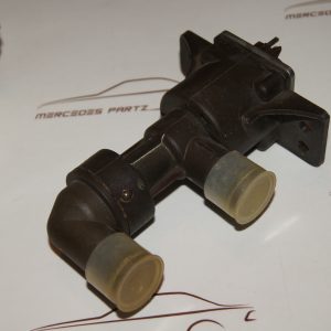 A0008303484 R107 heater valve NEW NOS Bosch
