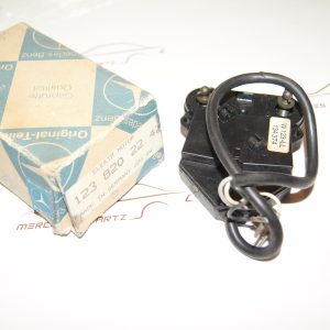 R107 W123 right rear view mirror electric motor Genuine Mercedes Part