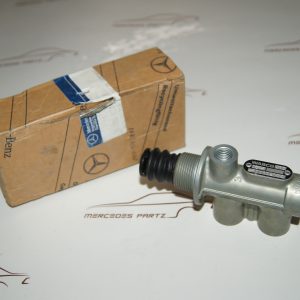 3/2 way solenoid valve NEW NOS GENUINE MERCEDES-BENZ OEM Genuine Mercedes Part