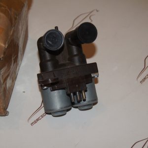 W208 W208 double valve electromagnetic heater valve NEW NOS Genuine Mercedes Part