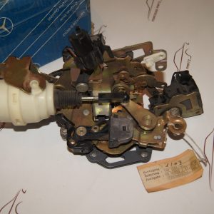 W140 rear left door lock with closing aid Genuine Mercedes Part W140 rear left door lock with closing aid Genuine Mercedes Part