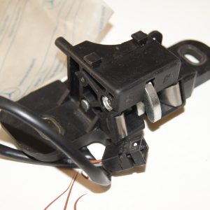 W140 trunk lock closure A1407500184 Genuine Mercedes Part