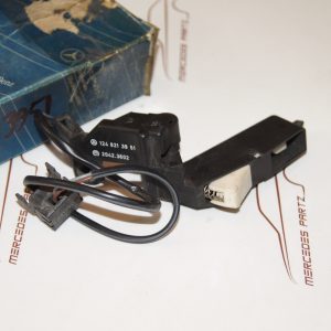 W124 convertible folding top support left switch A1248213951 NEW NOS Genuine Mercedes Part W124 convertible folding top support left switch A1248213951 NEW NOS Genuine Mercedes Part
