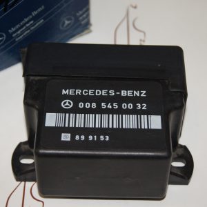 W201 W202 pre glow time relay control unit NOS NEW Genuine Mercedes Part